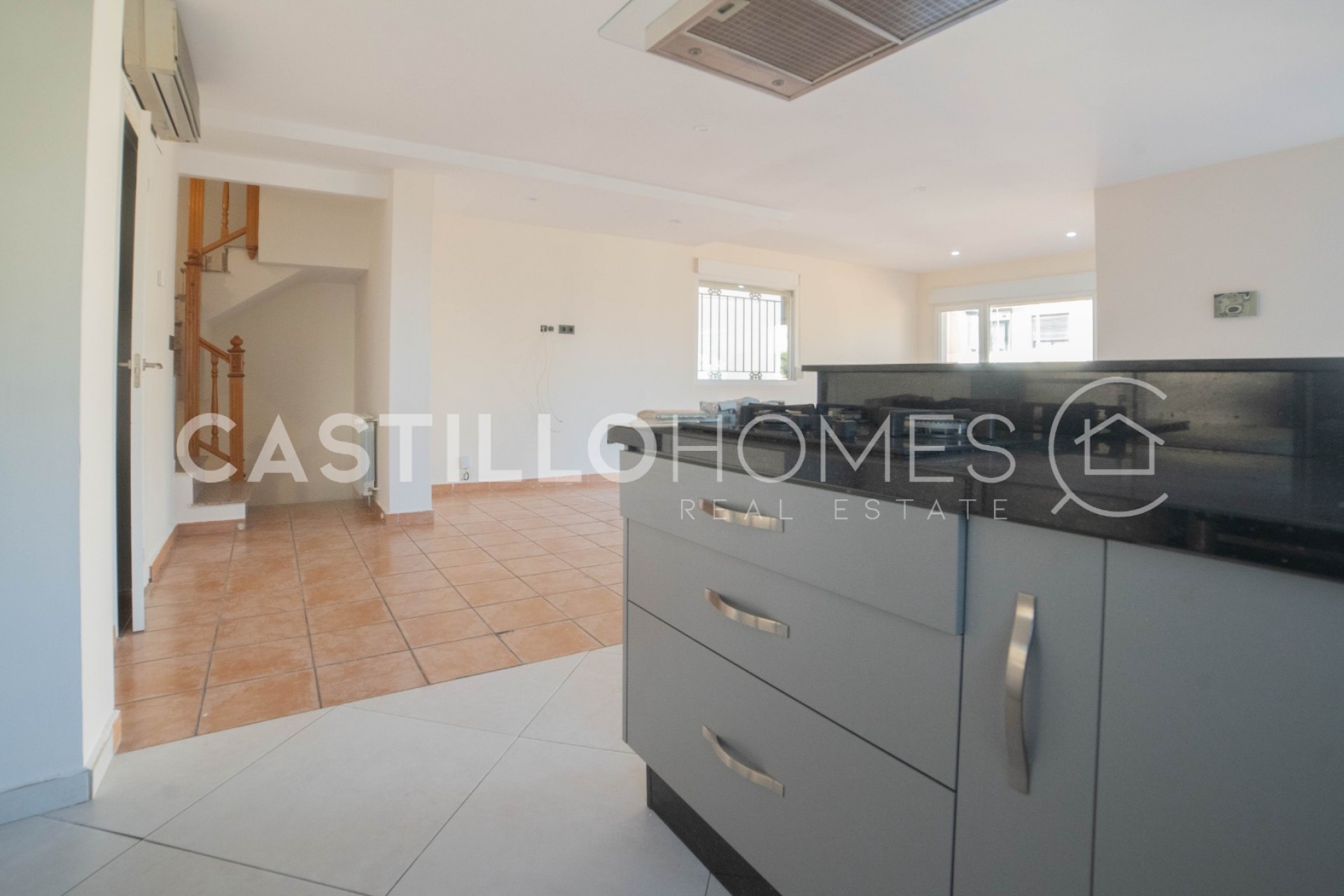 Resale - Villa -
Orihuela Costa - Las Filipinas