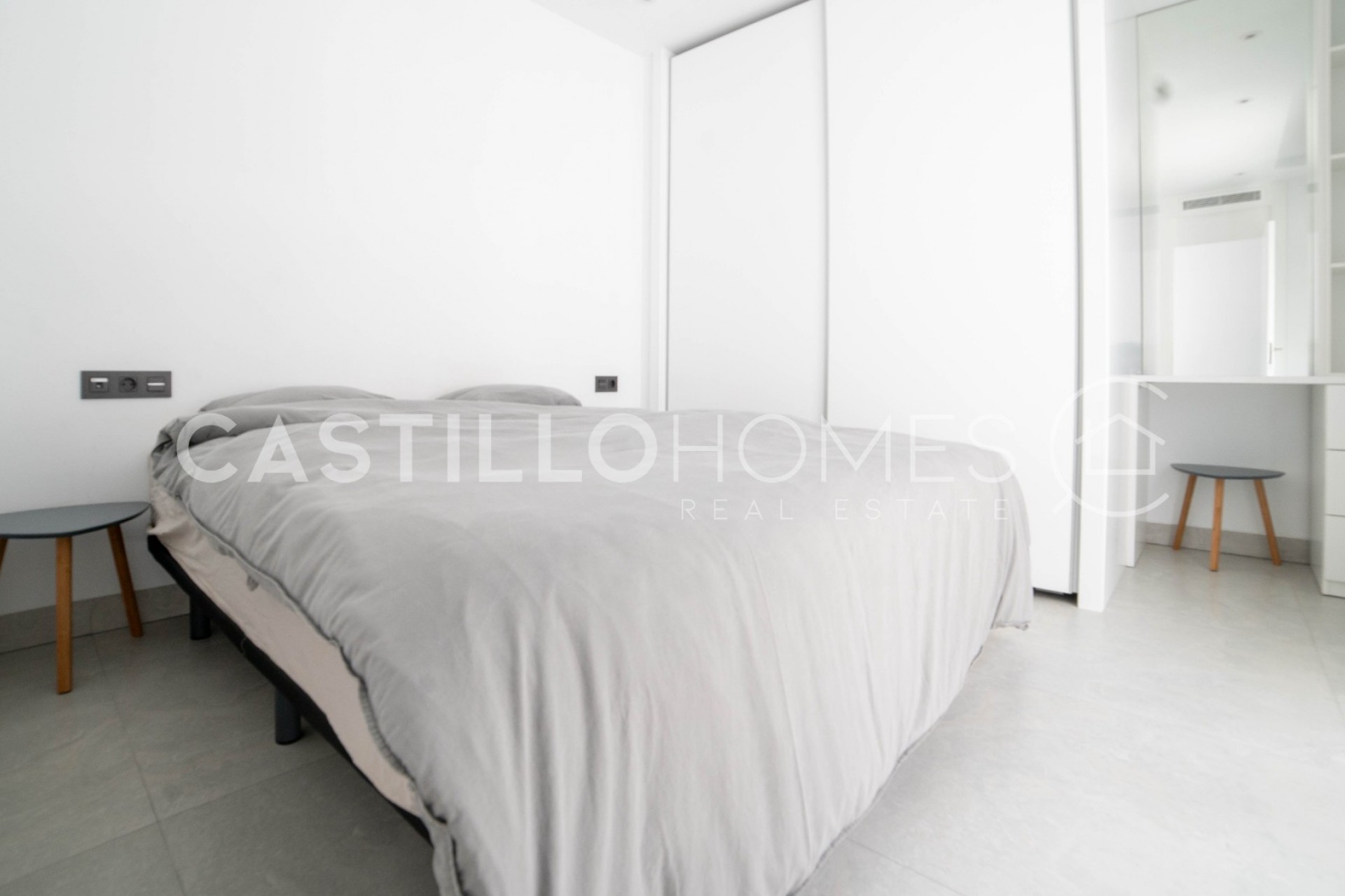 Resale - Villa -
Orihuela Costa - Las Filipinas