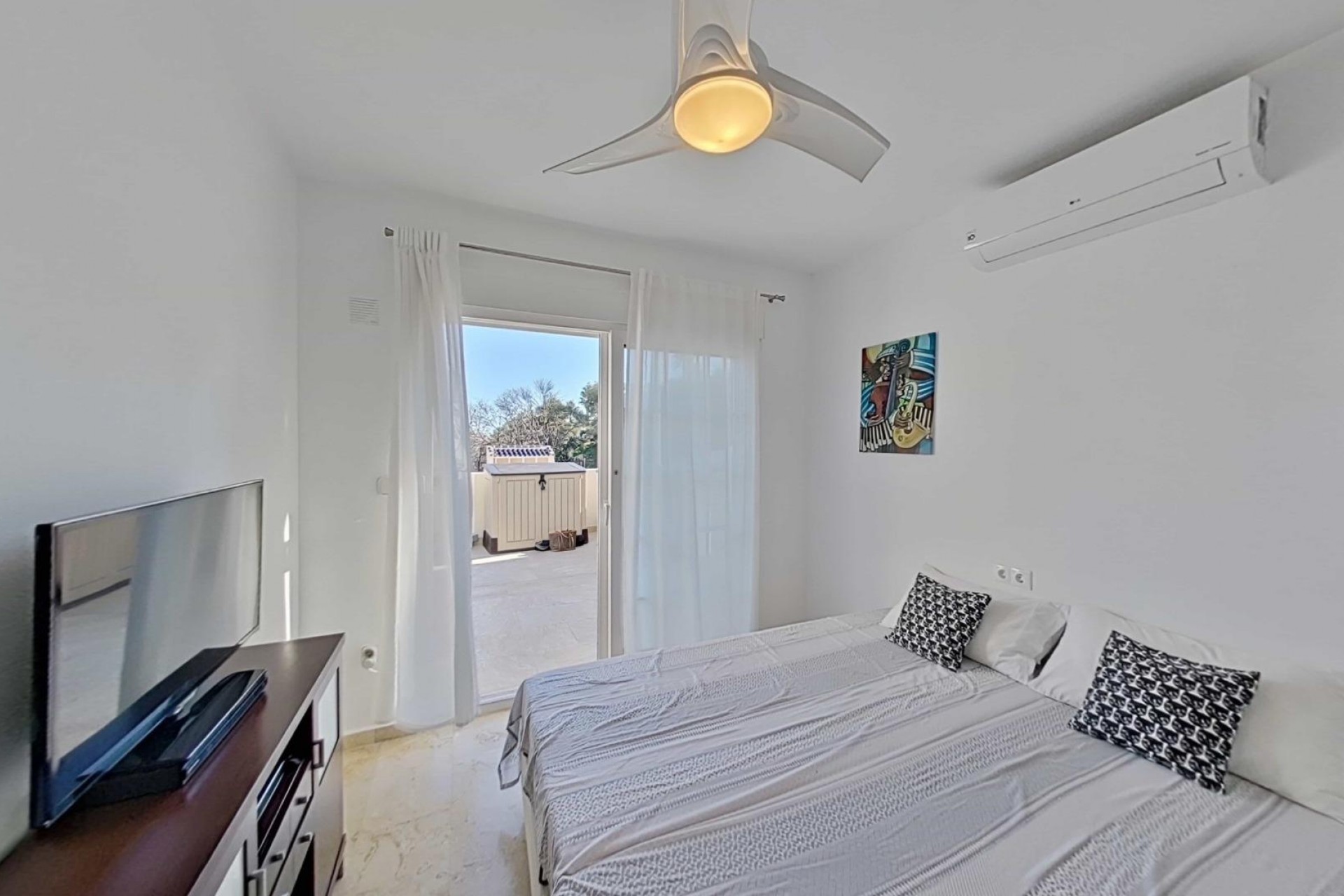 Resale - Villa -
Orihuela Costa - Lomas de Campoamor-Las Ramblas