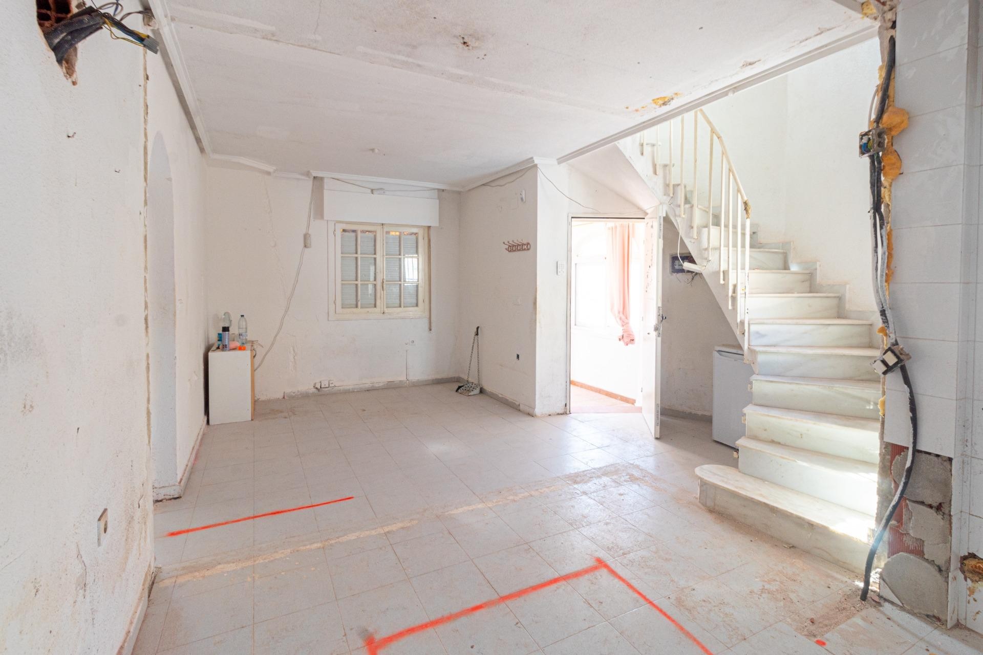 Resale - Villa -
Orihuela Costa - Los Almendros-La Florida