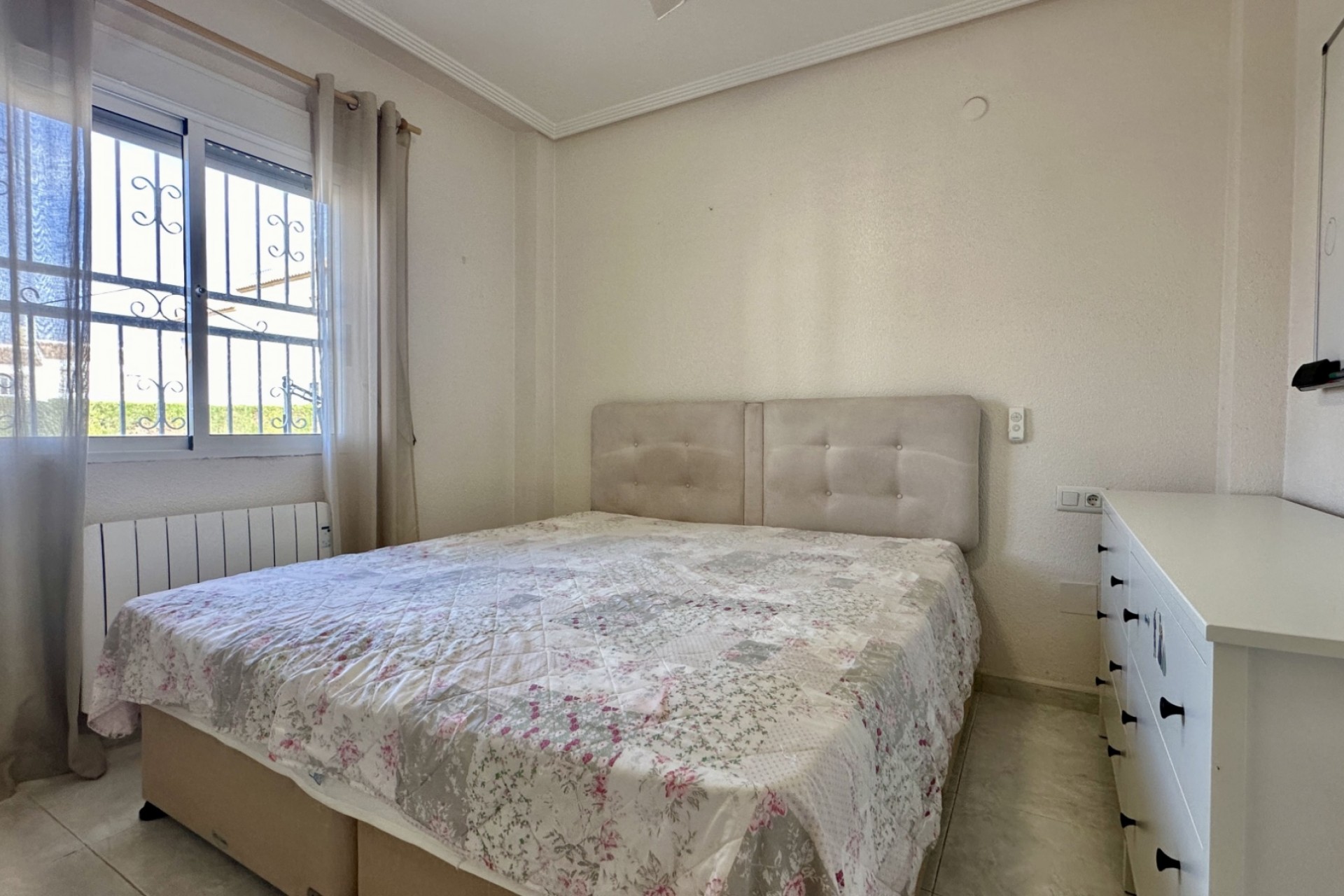 Resale - Villa -
Orihuela Costa - Los Altos