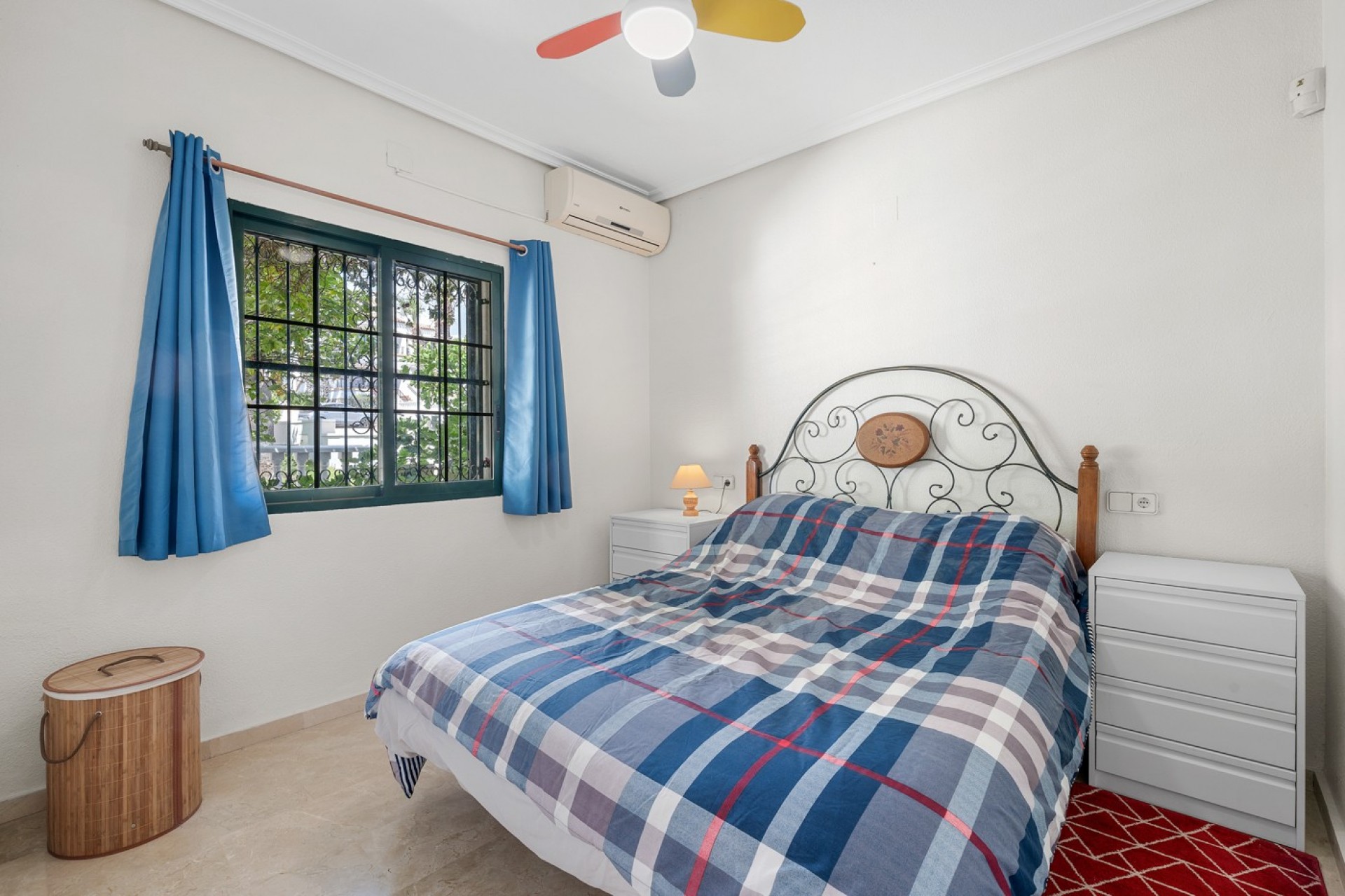 Resale - Villa -
Orihuela Costa* - Los Dolses*