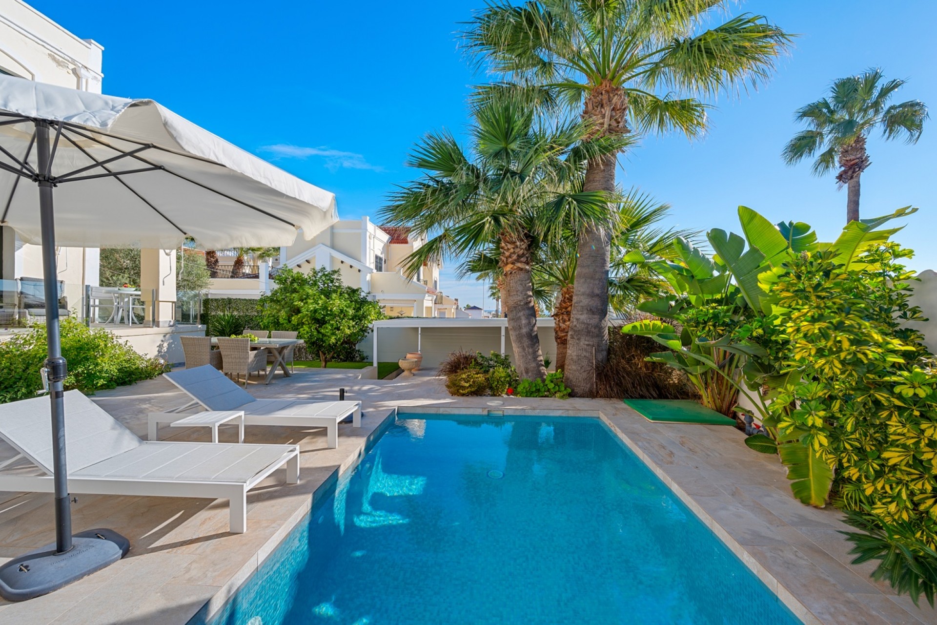 Resale - Villa * -
Orihuela Costa* - Los Dolses*