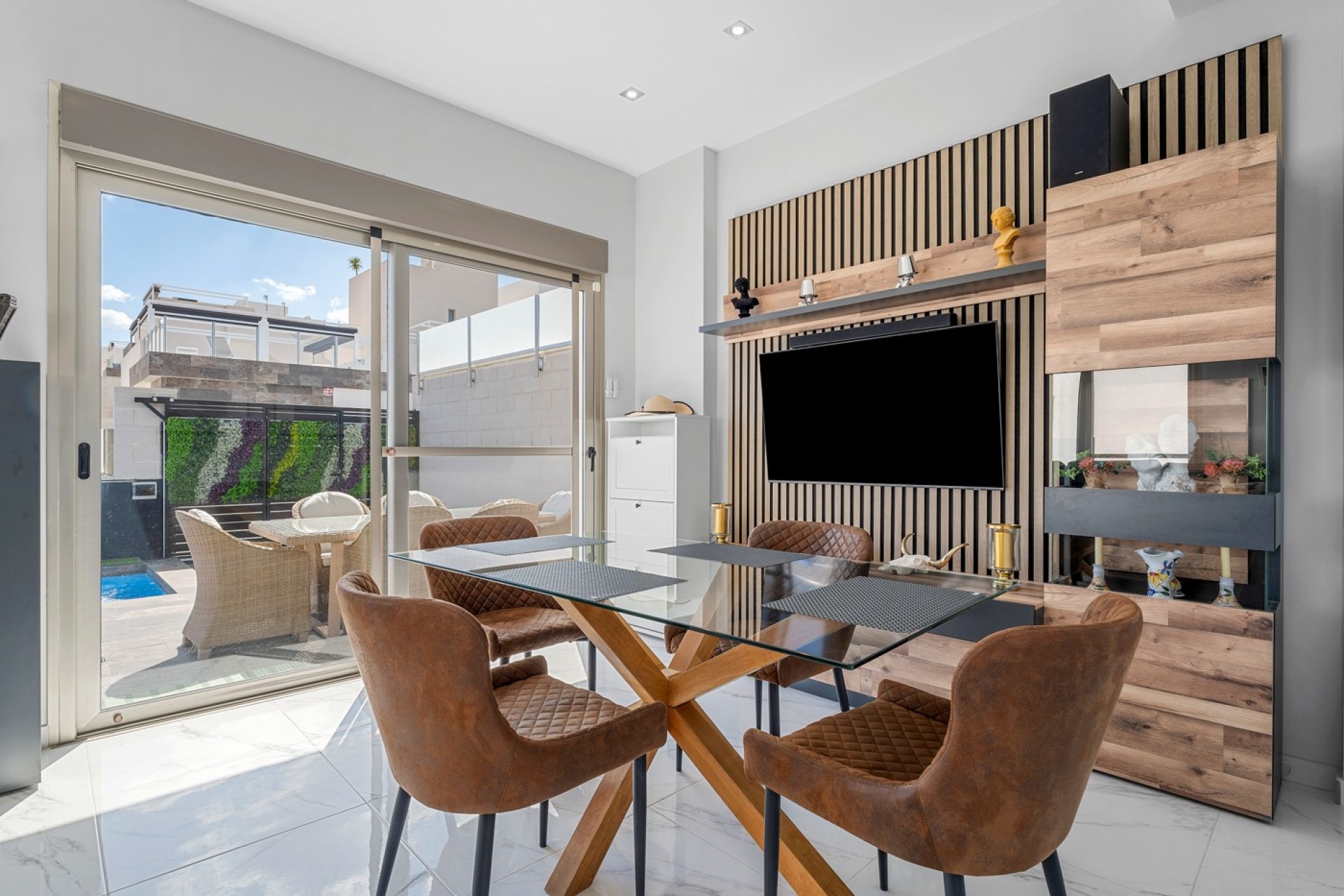 Resale - Villa -
Orihuela Costa* - Villamartin*