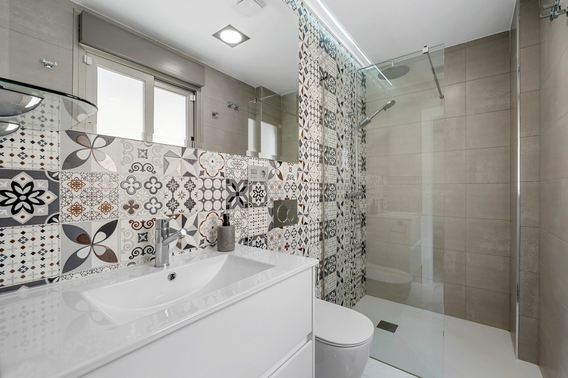 Resale - Villa -
Orihuela Costa* - Villamartin*