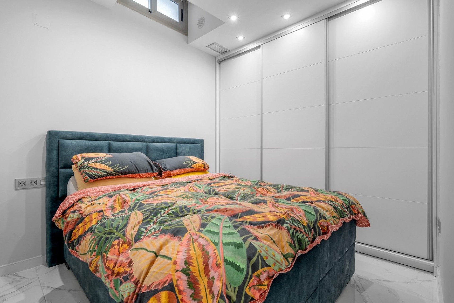 Resale - Villa -
Orihuela Costa* - Villamartin*