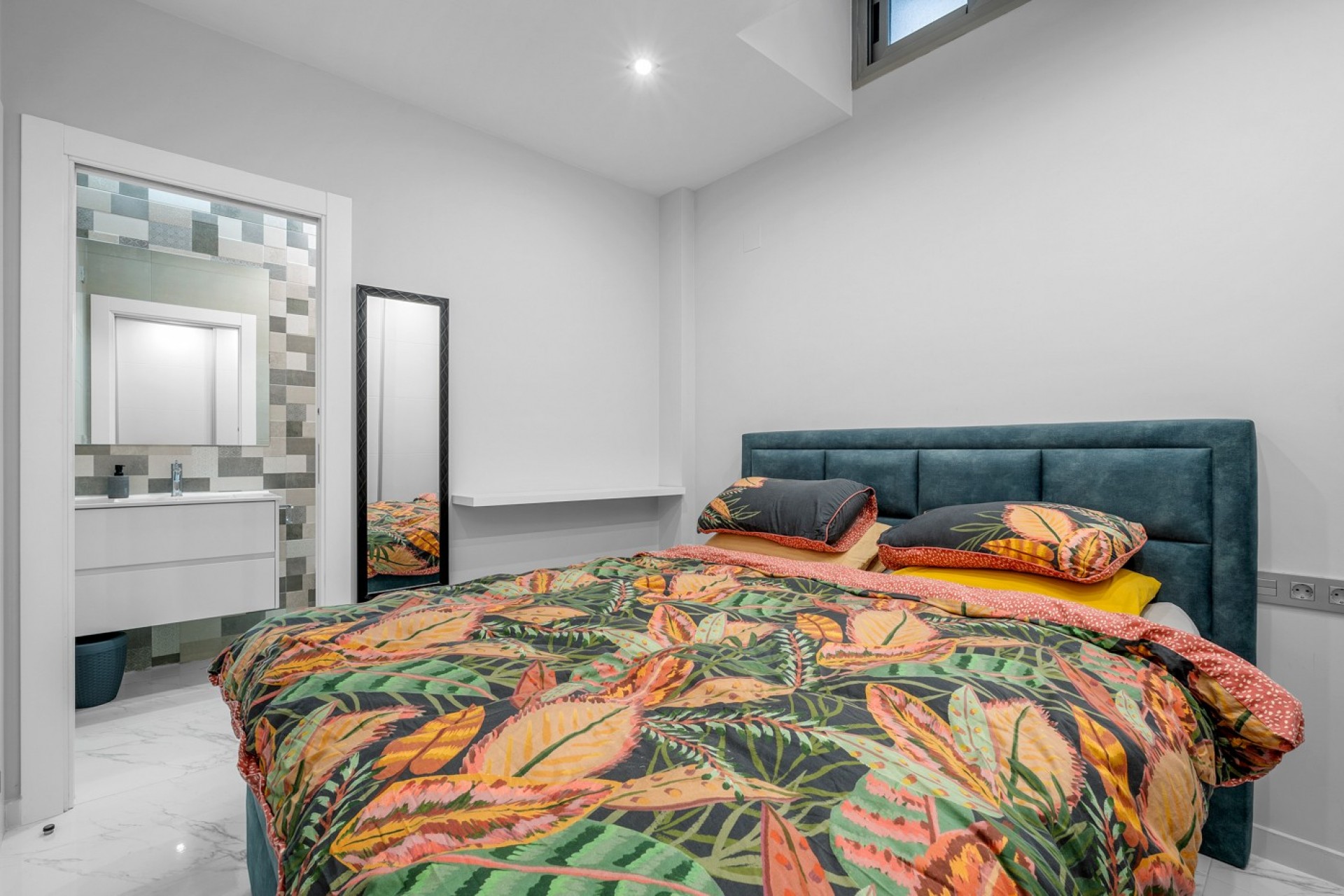 Resale - Villa -
Orihuela Costa* - Villamartin*