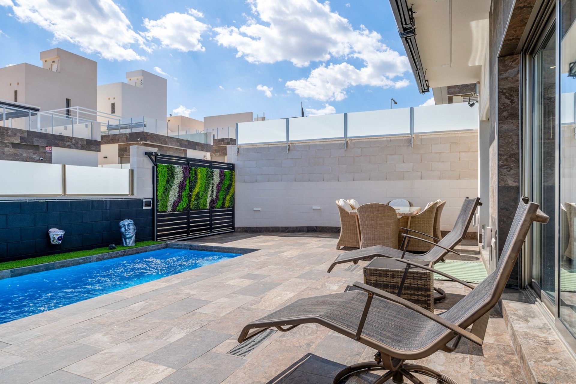 Resale - Villa -
Orihuela Costa* - Villamartin*