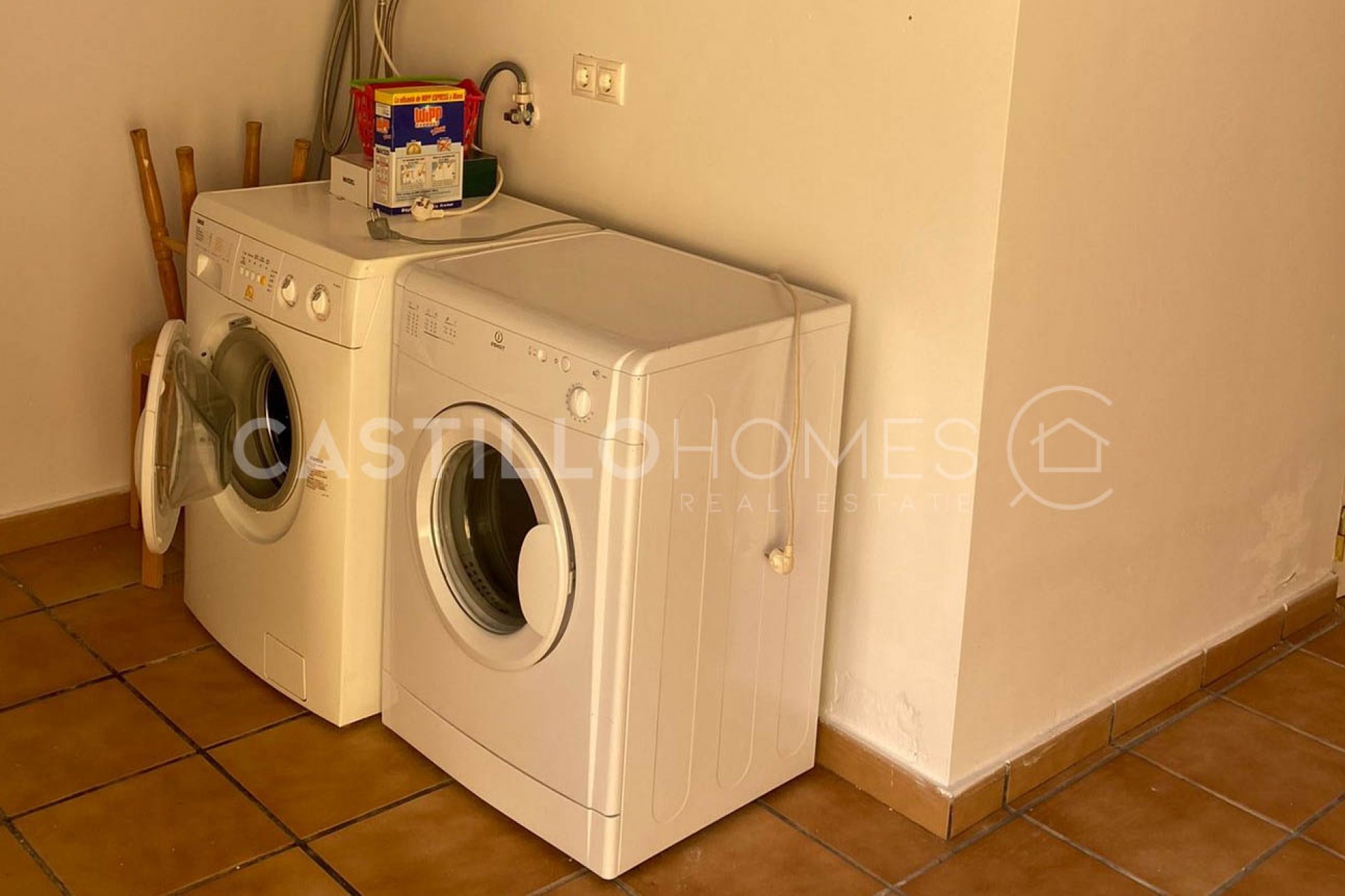 Resale - Villa -
Orihuela Costa - Villamartín