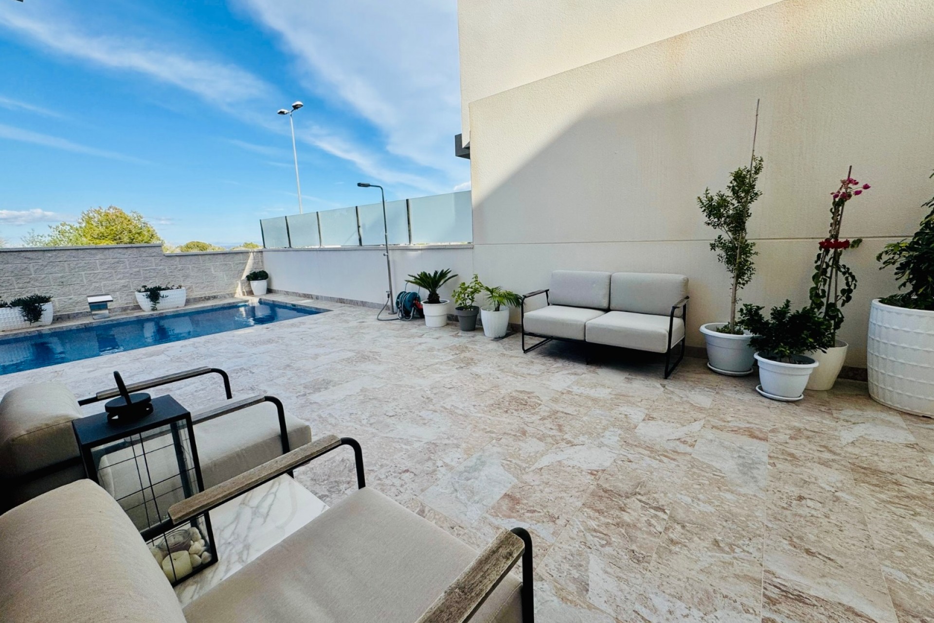 Resale - Villa -
Orihuela Costa - Villamartín