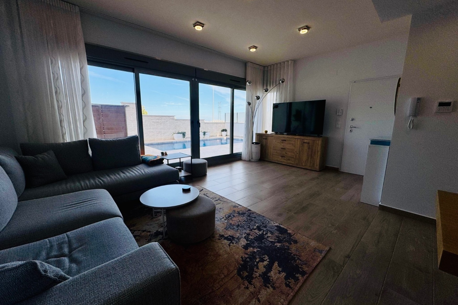 Resale - Villa -
Orihuela Costa - Villamartín