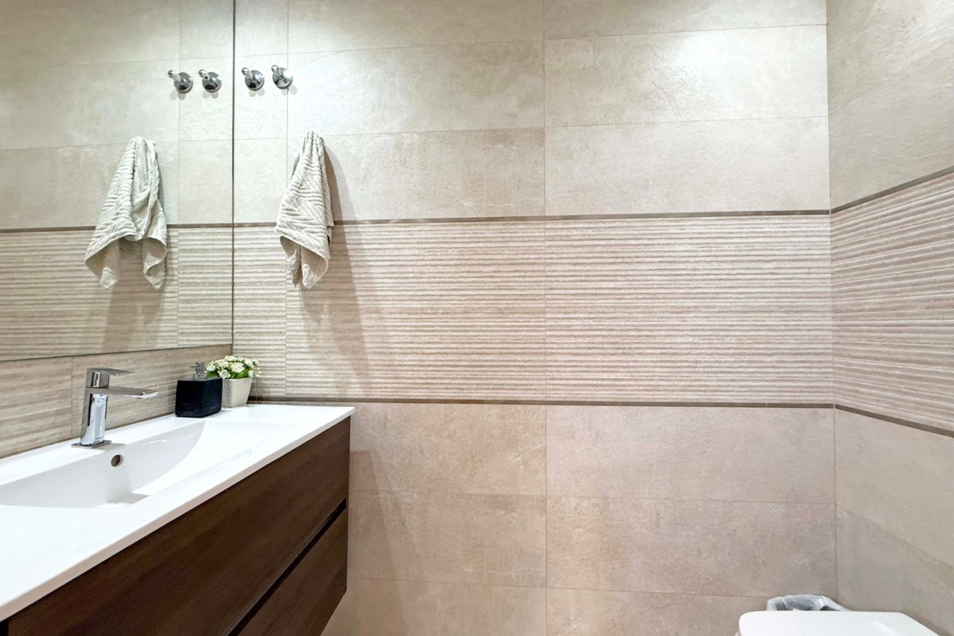 Resale - Villa -
Orihuela Costa - Villamartín