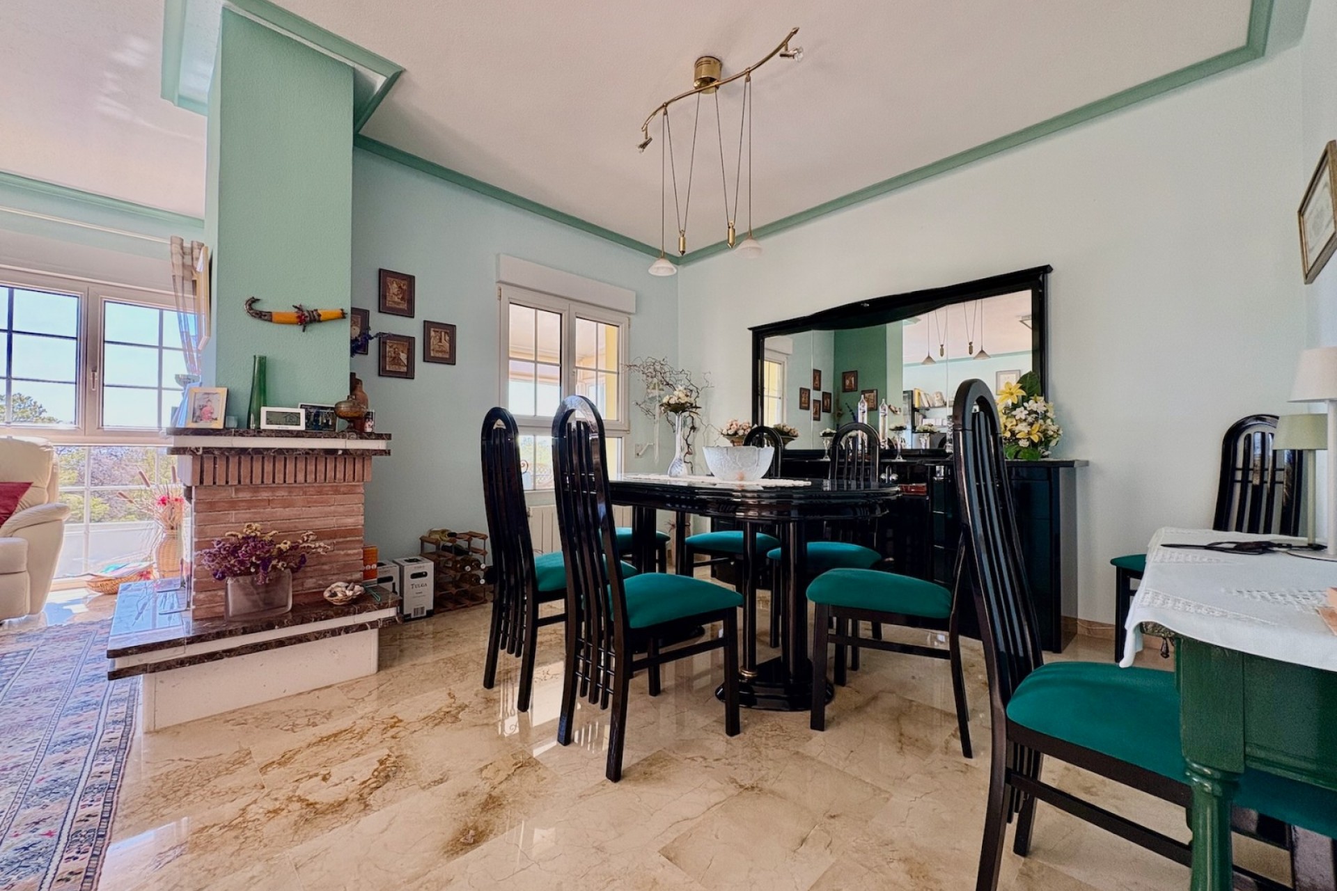 Resale - Villa -
Orihuela Costa - Villamartín