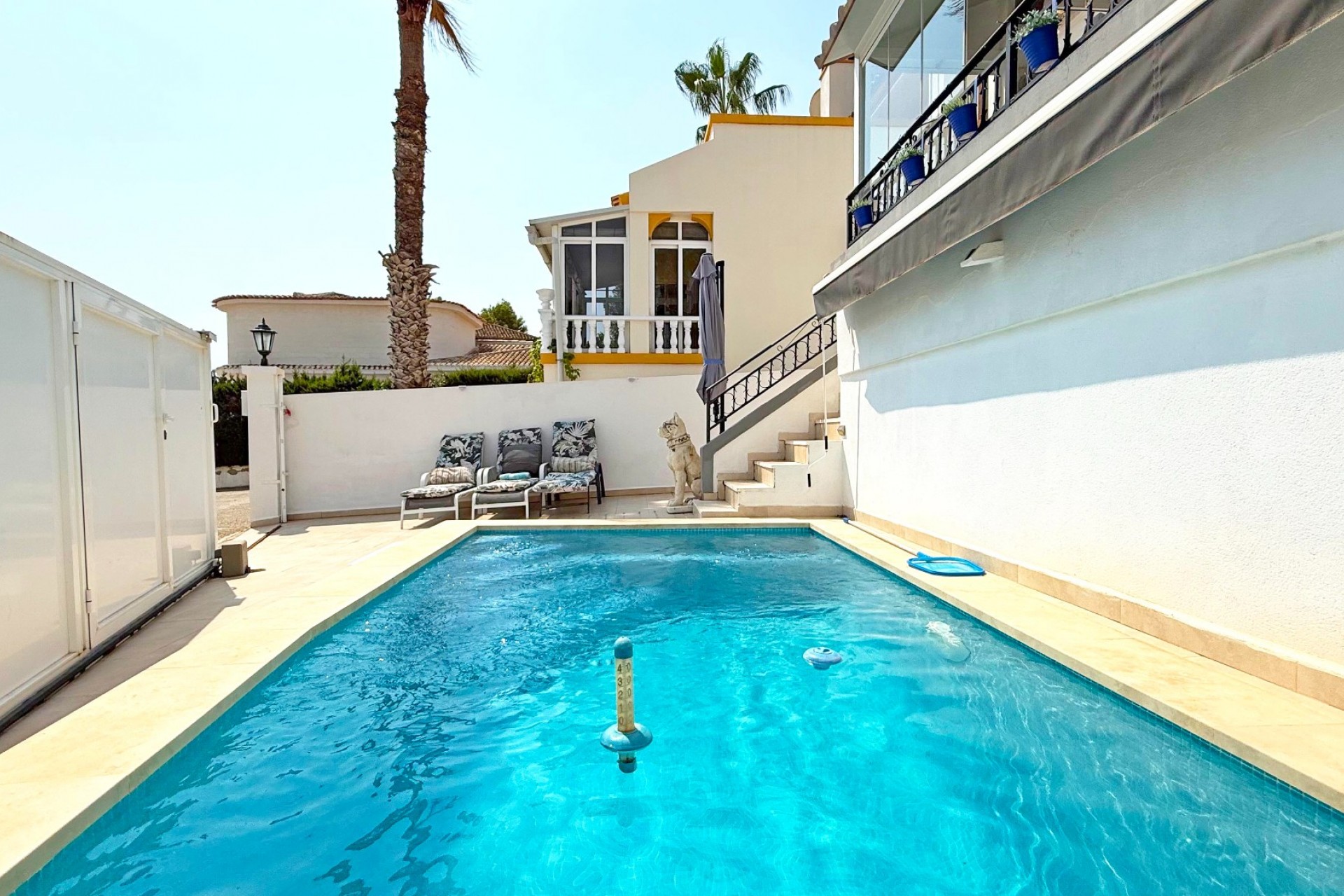Resale - Villa -
Orihuela Costa - Villamartín
