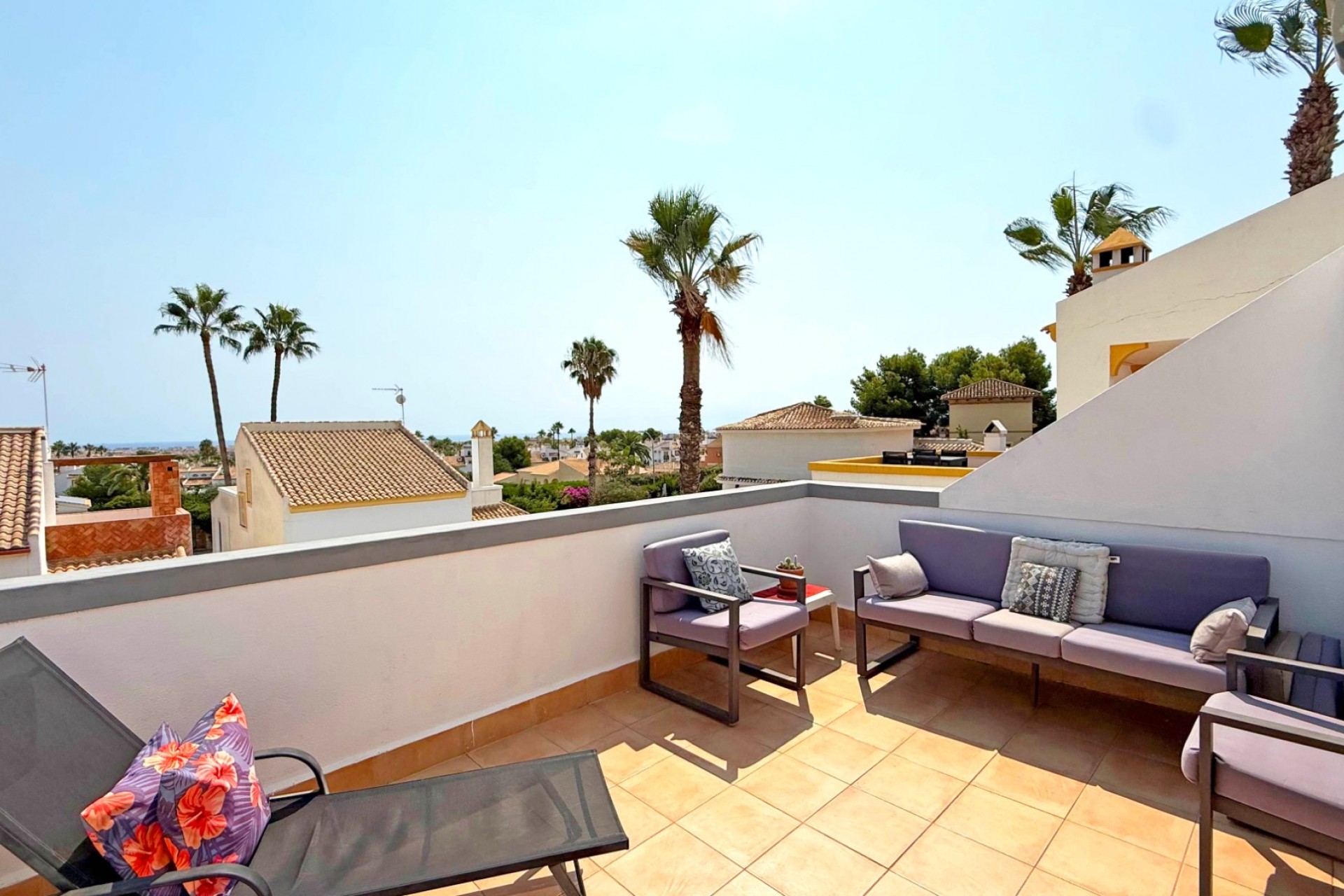Resale - Villa -
Orihuela Costa - Villamartín