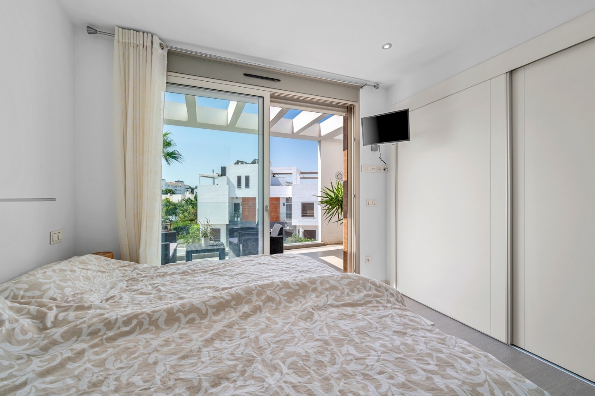 Resale - Villa -
Orihuela Costa - Villamartín