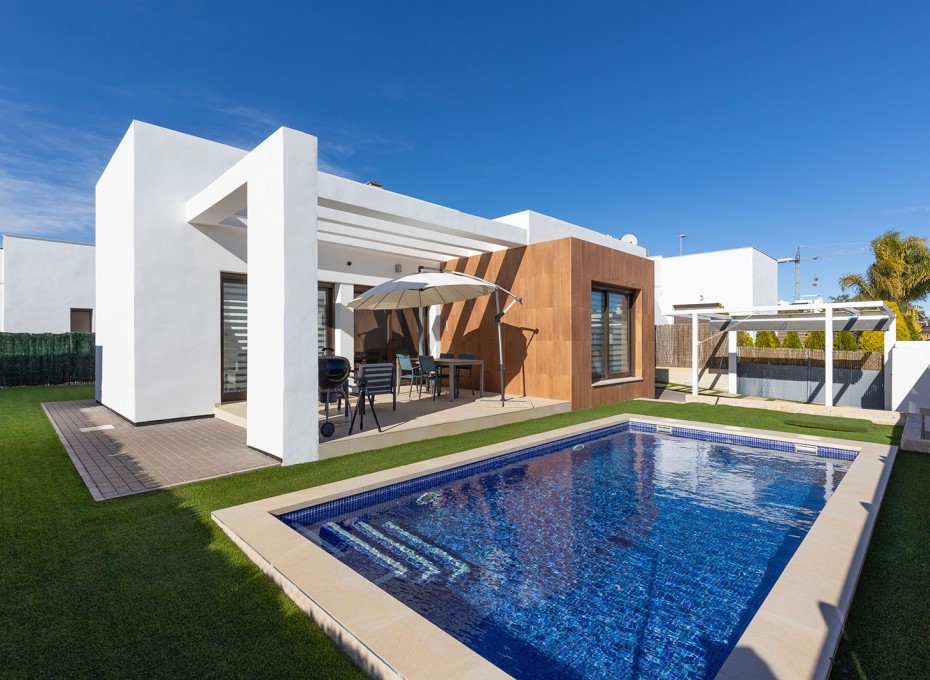Resale - Villa -
Orihuela Costa - Vistabella Golf