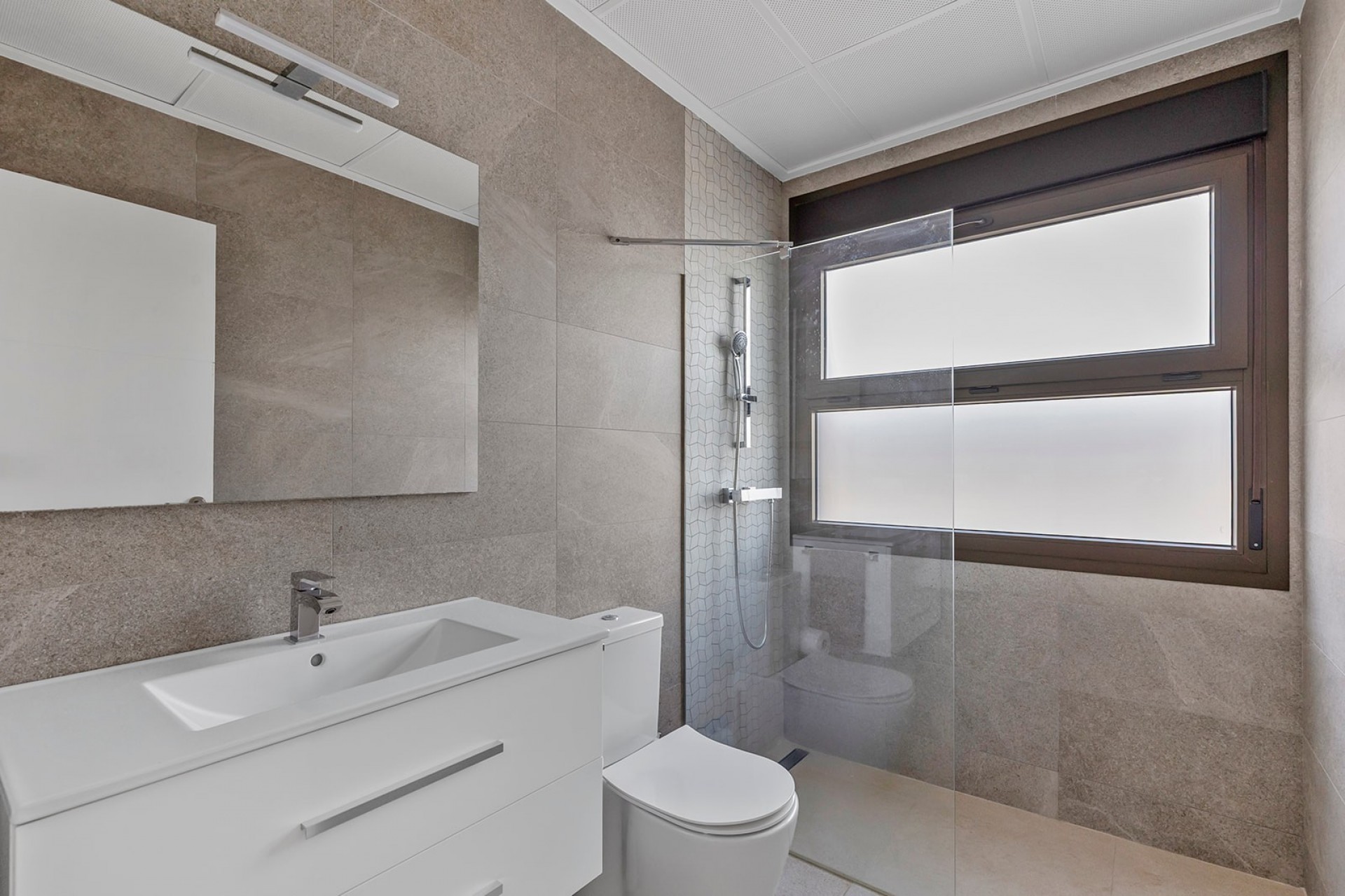 Resale - Villa -
Orihuela Costa - Vistabella Golf