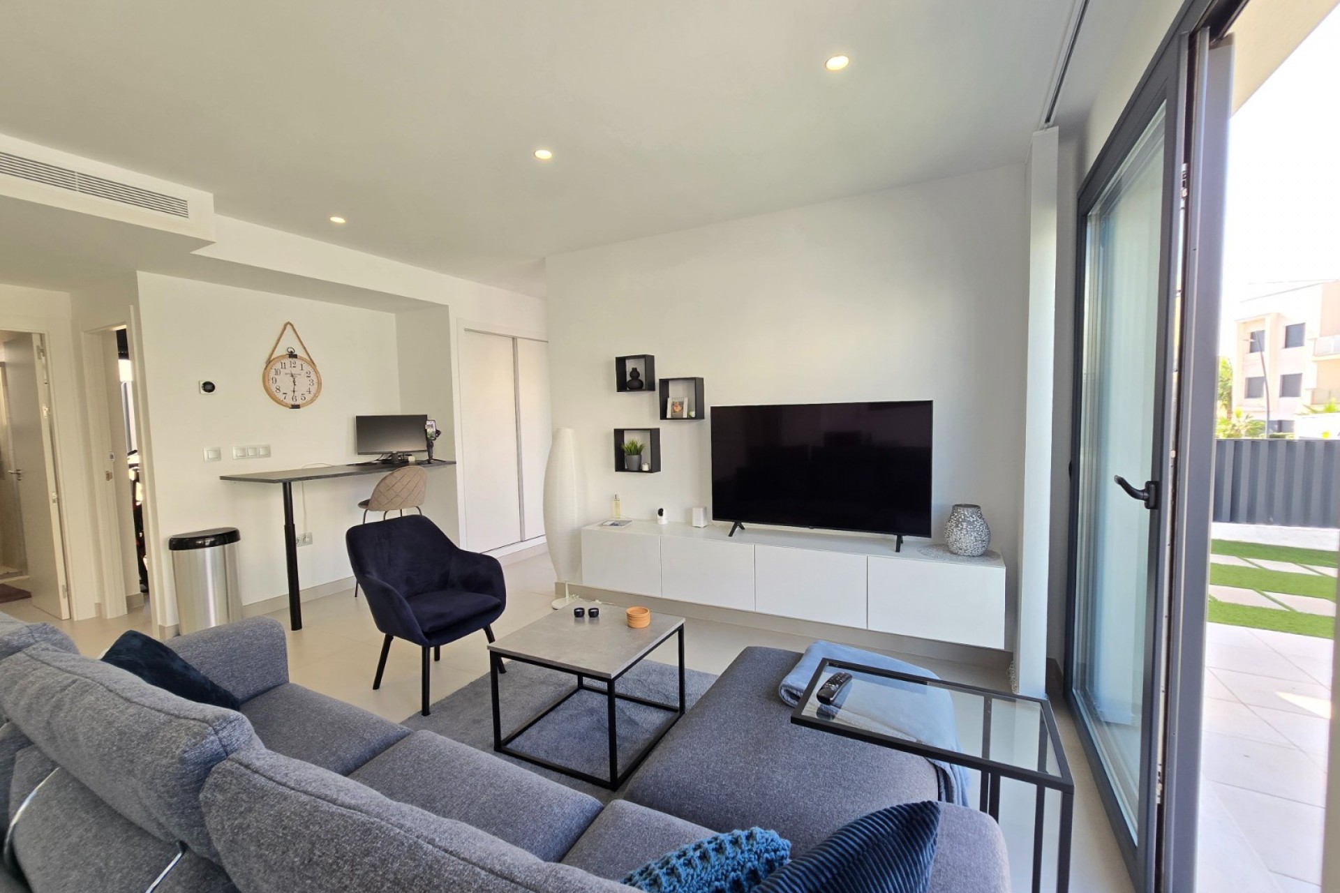 Resale - Villa -
Pilar de la Horadada - Lo Romero Golf