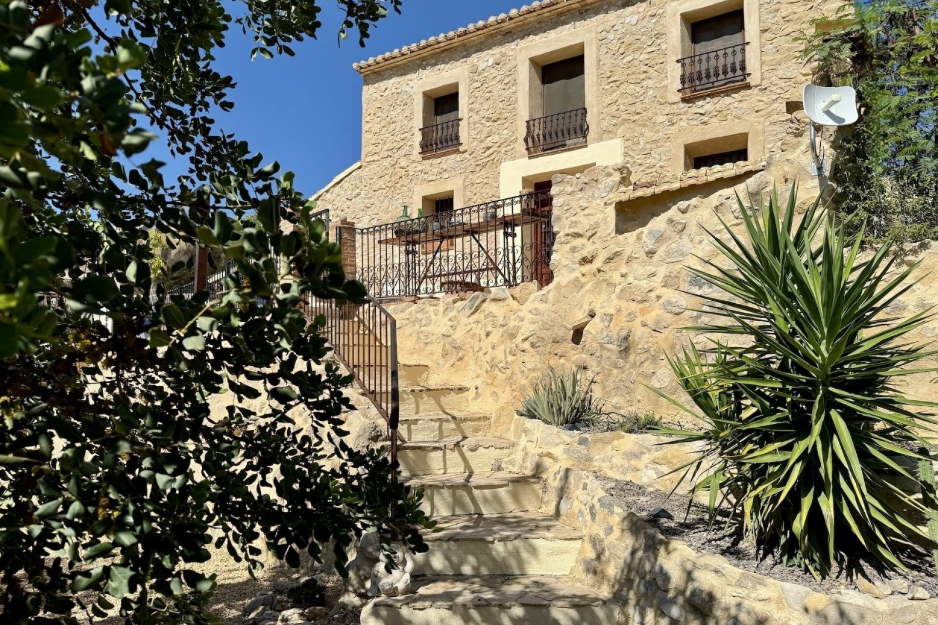 Resale - Villa -
Relleu