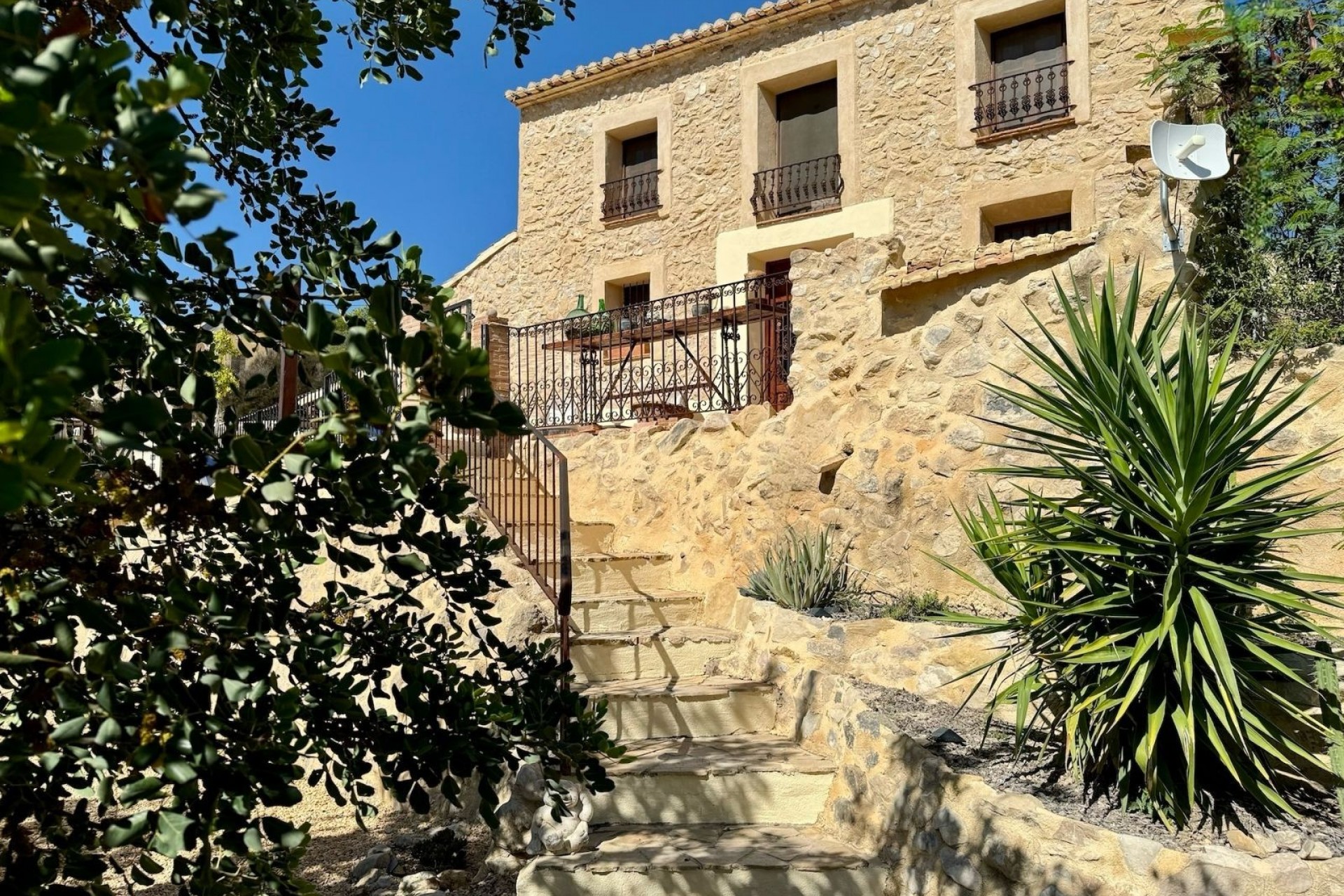 Resale - Villa -
Relleu