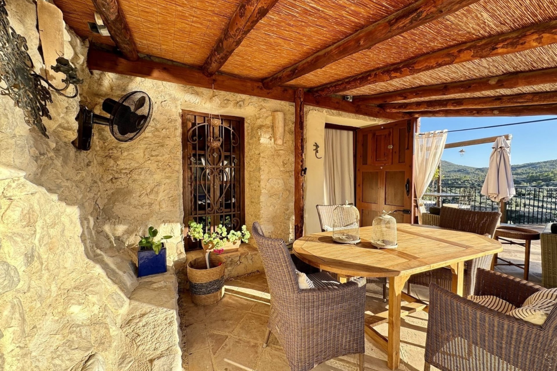 Resale - Villa -
Relleu