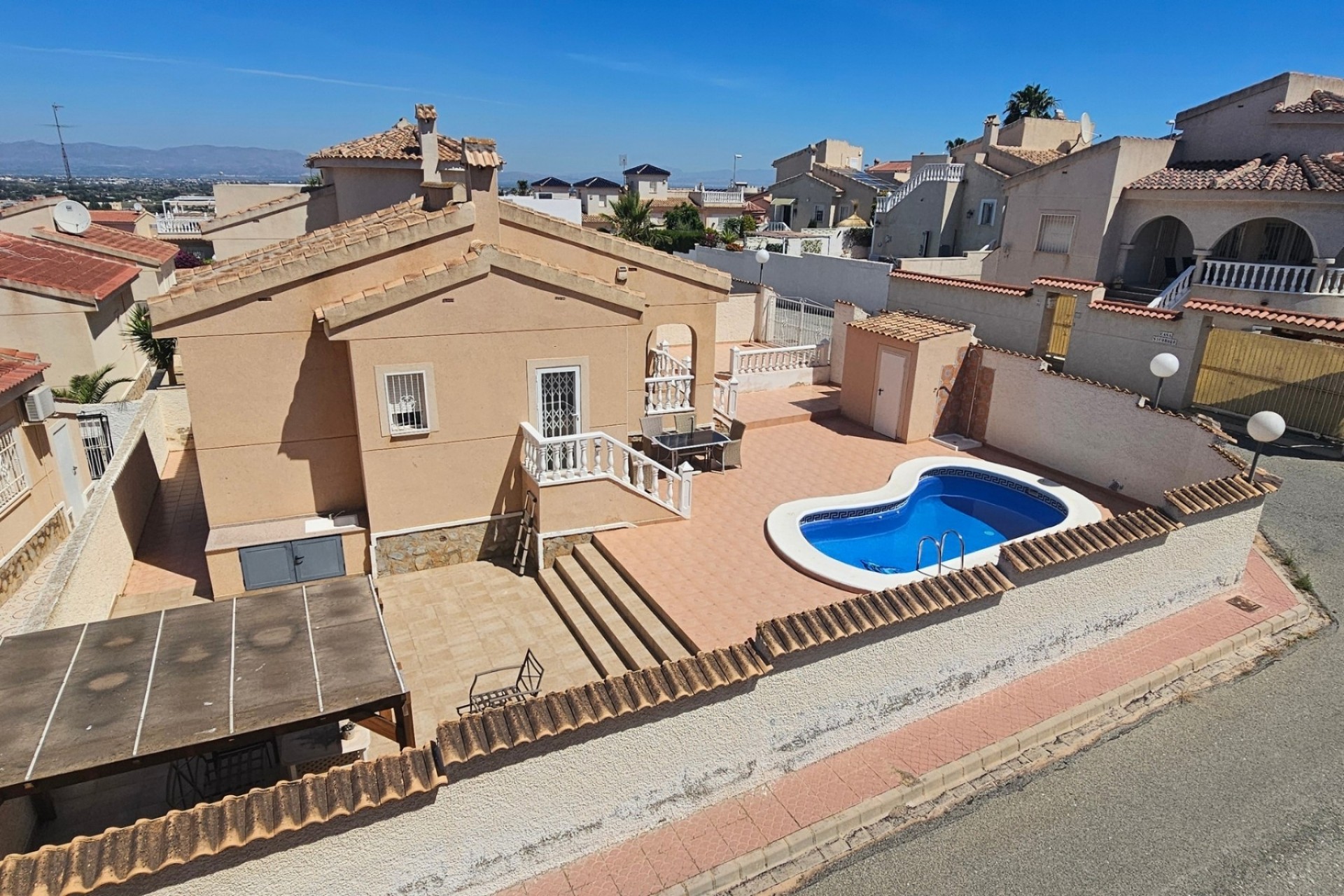 Resale - Villa -
Rojales - Benimar