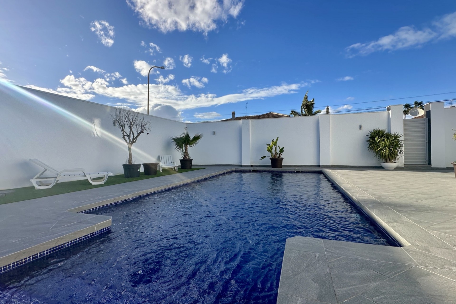 Resale - Villa -
Rojales - Ciudad Quesada