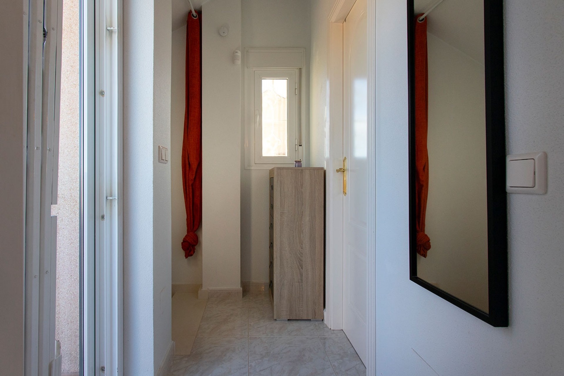 Resale - Villa -
Rojales - Pueblo