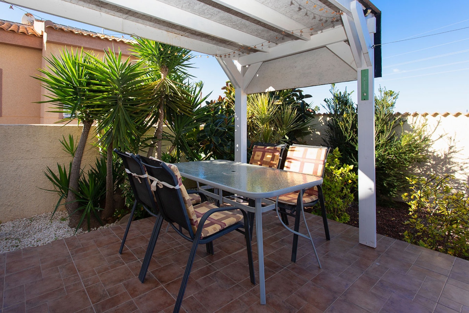 Resale - Villa -
Rojales - Pueblo