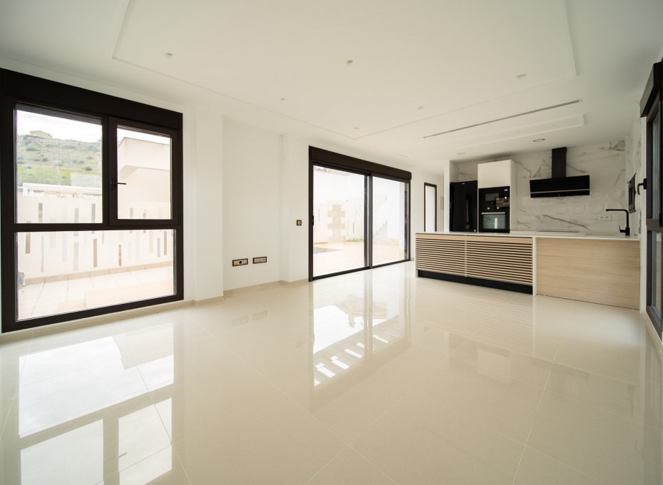 Resale - Villa -
Rojales