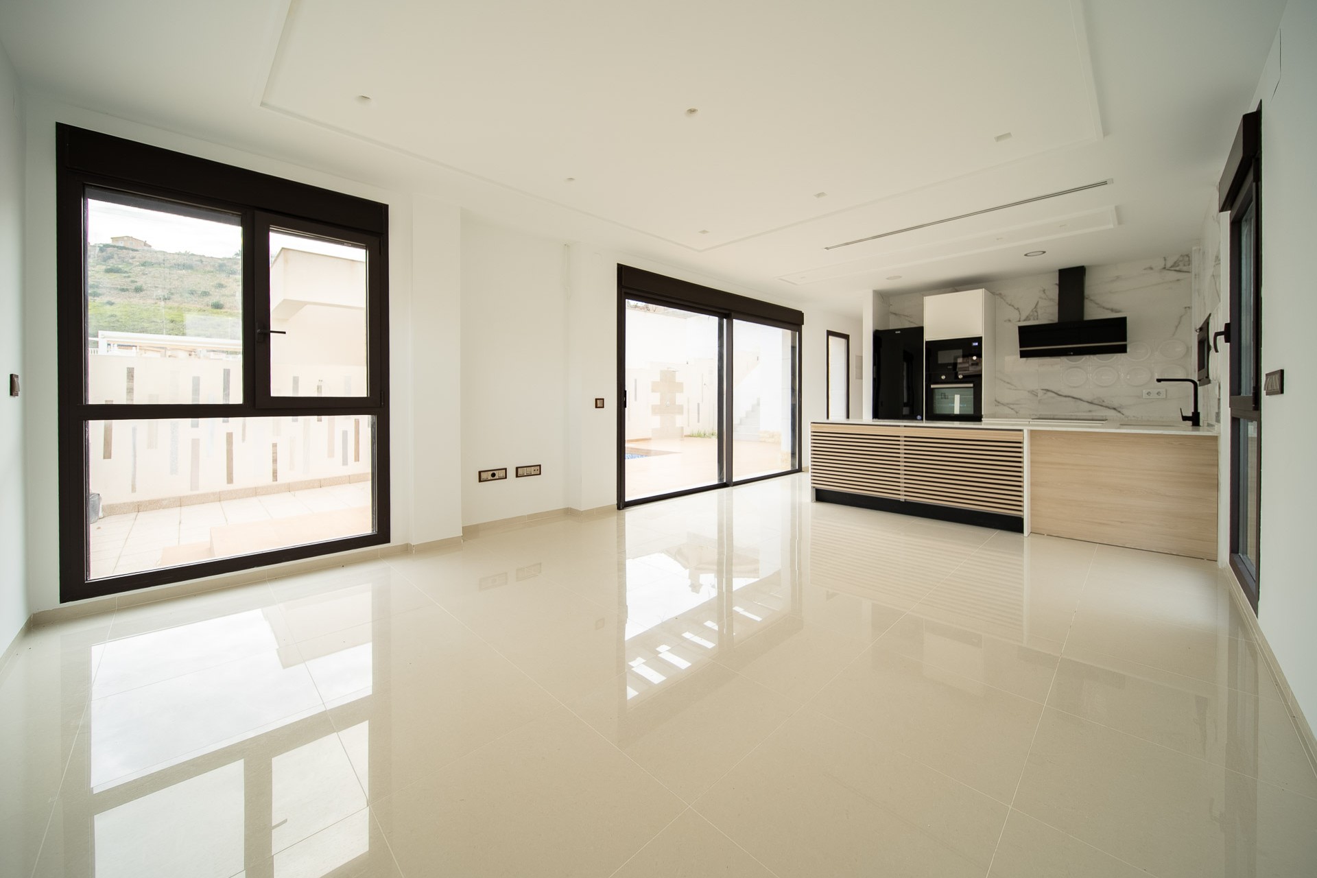 Resale - Villa -
Rojales