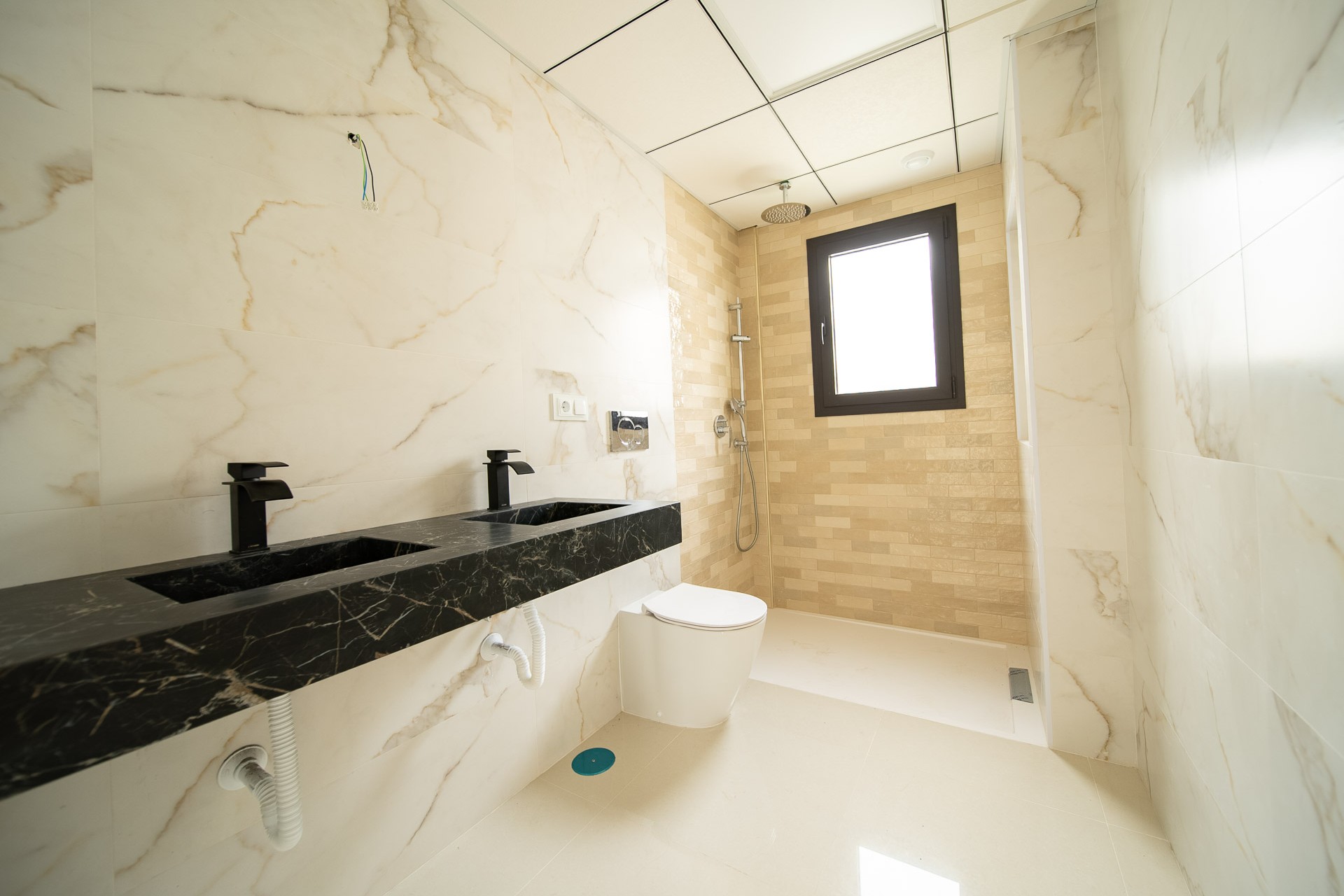 Resale - Villa -
Rojales