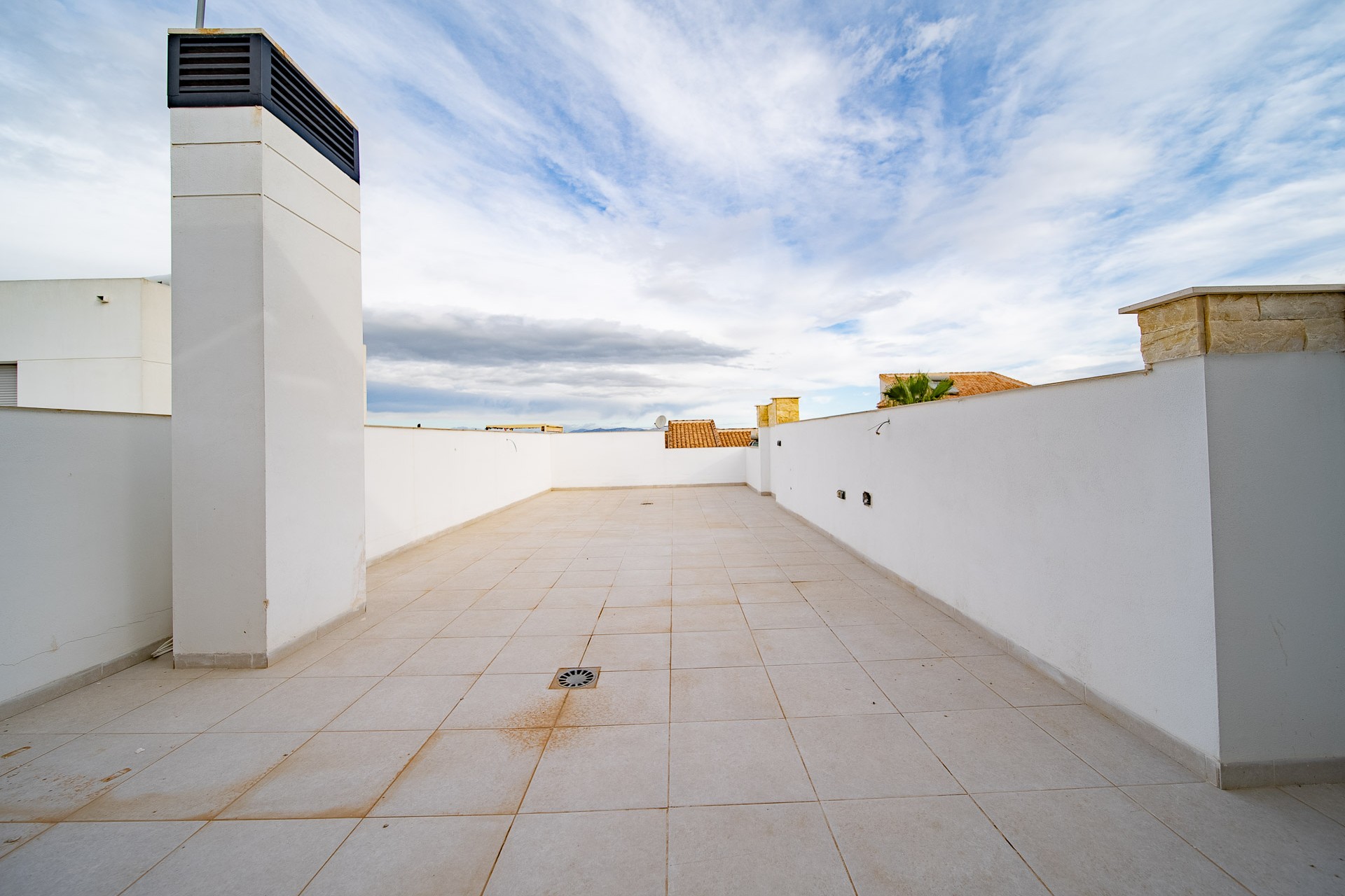 Resale - Villa -
Rojales