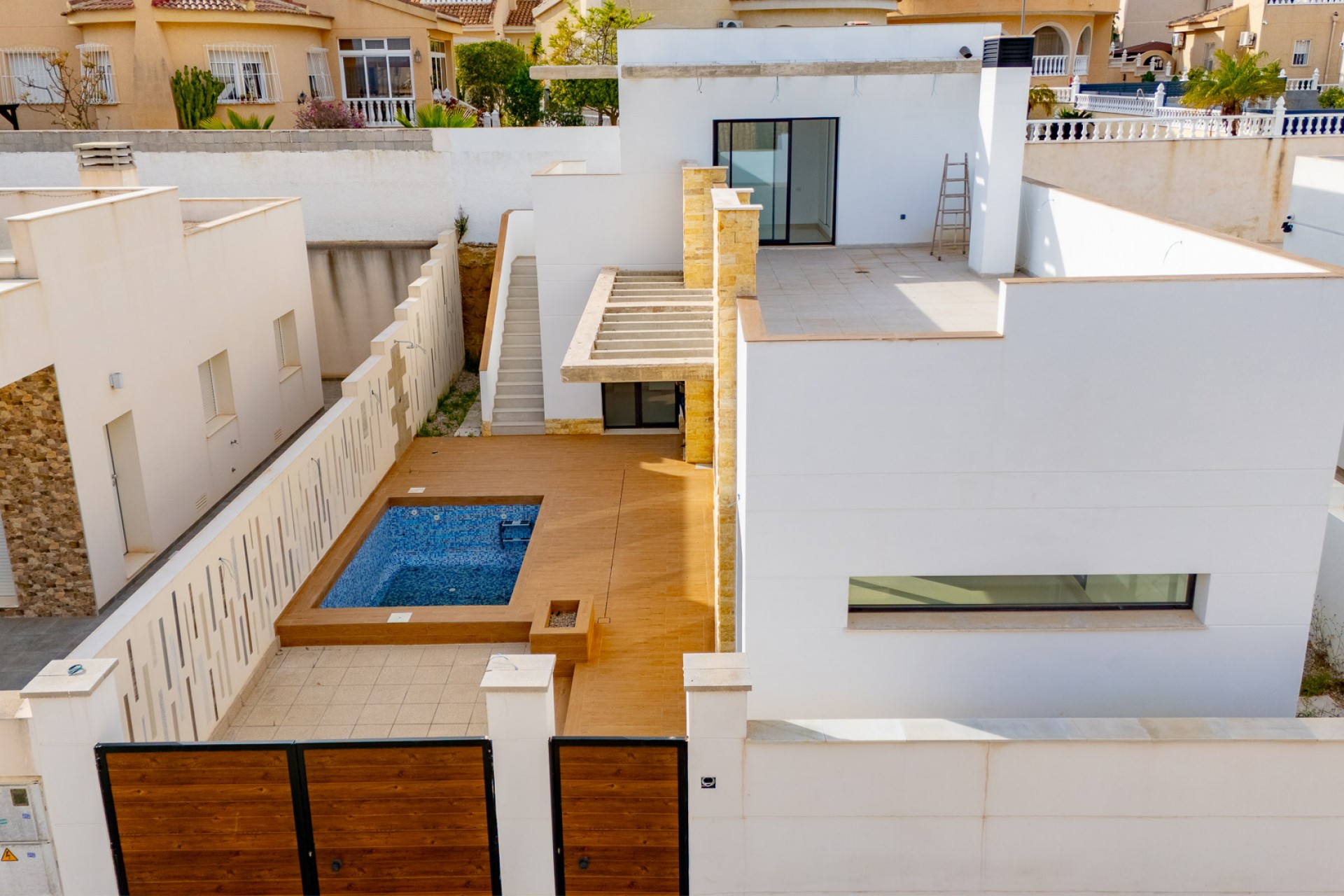 Resale - Villa -
Rojales