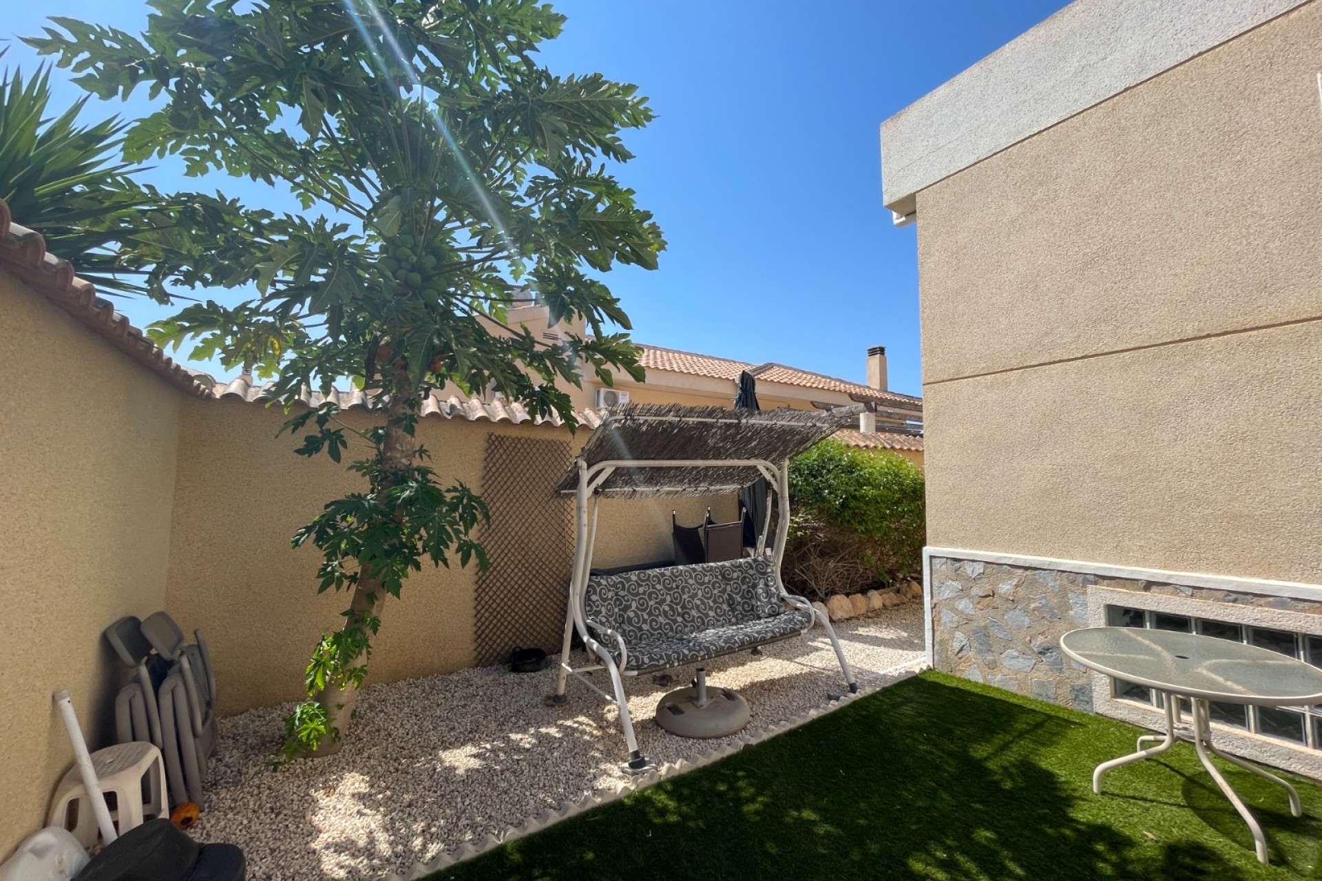 Resale - Villa -
Rojales