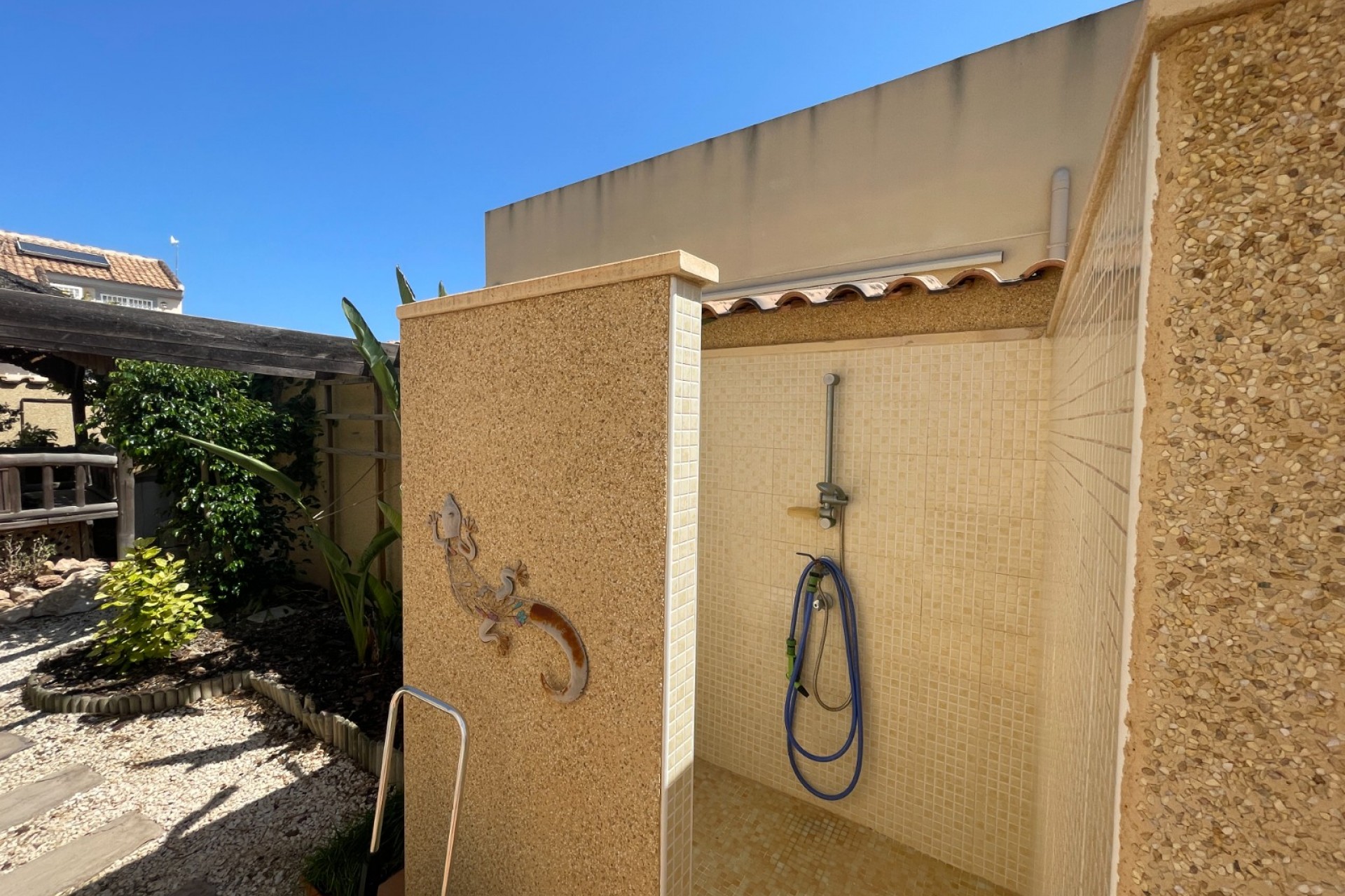 Resale - Villa -
Rojales