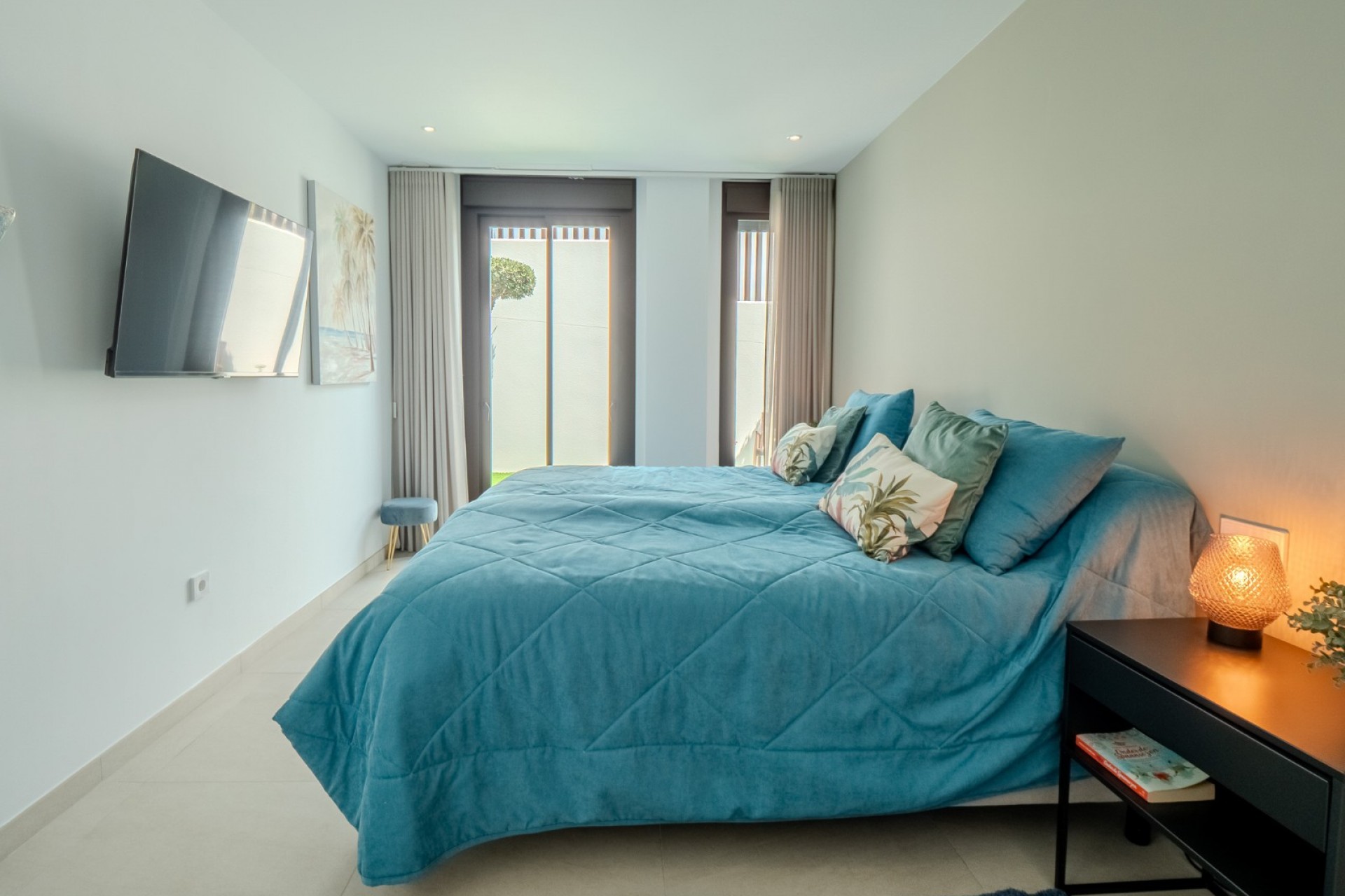 Resale - Villa -
Rojales