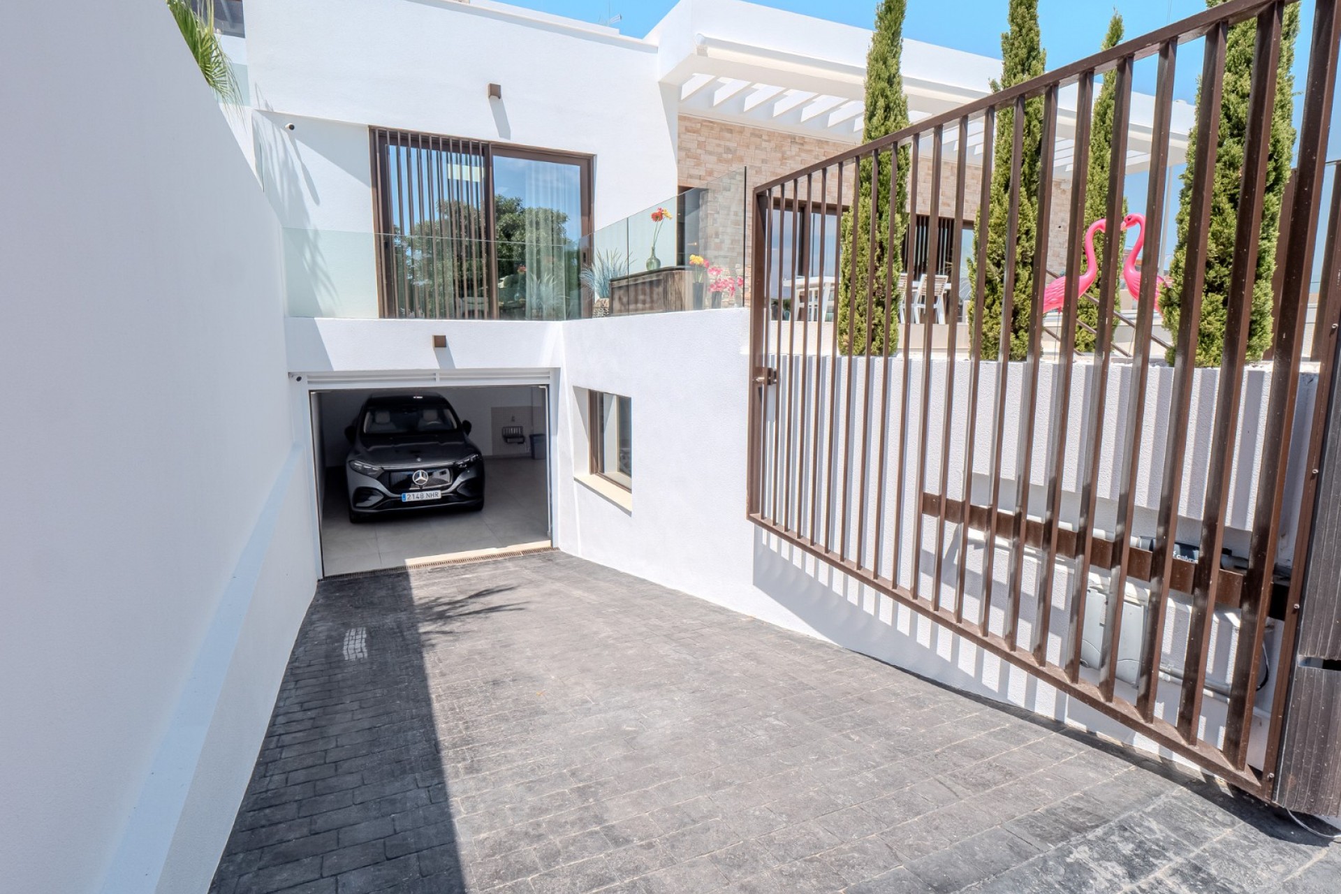 Resale - Villa -
Rojales