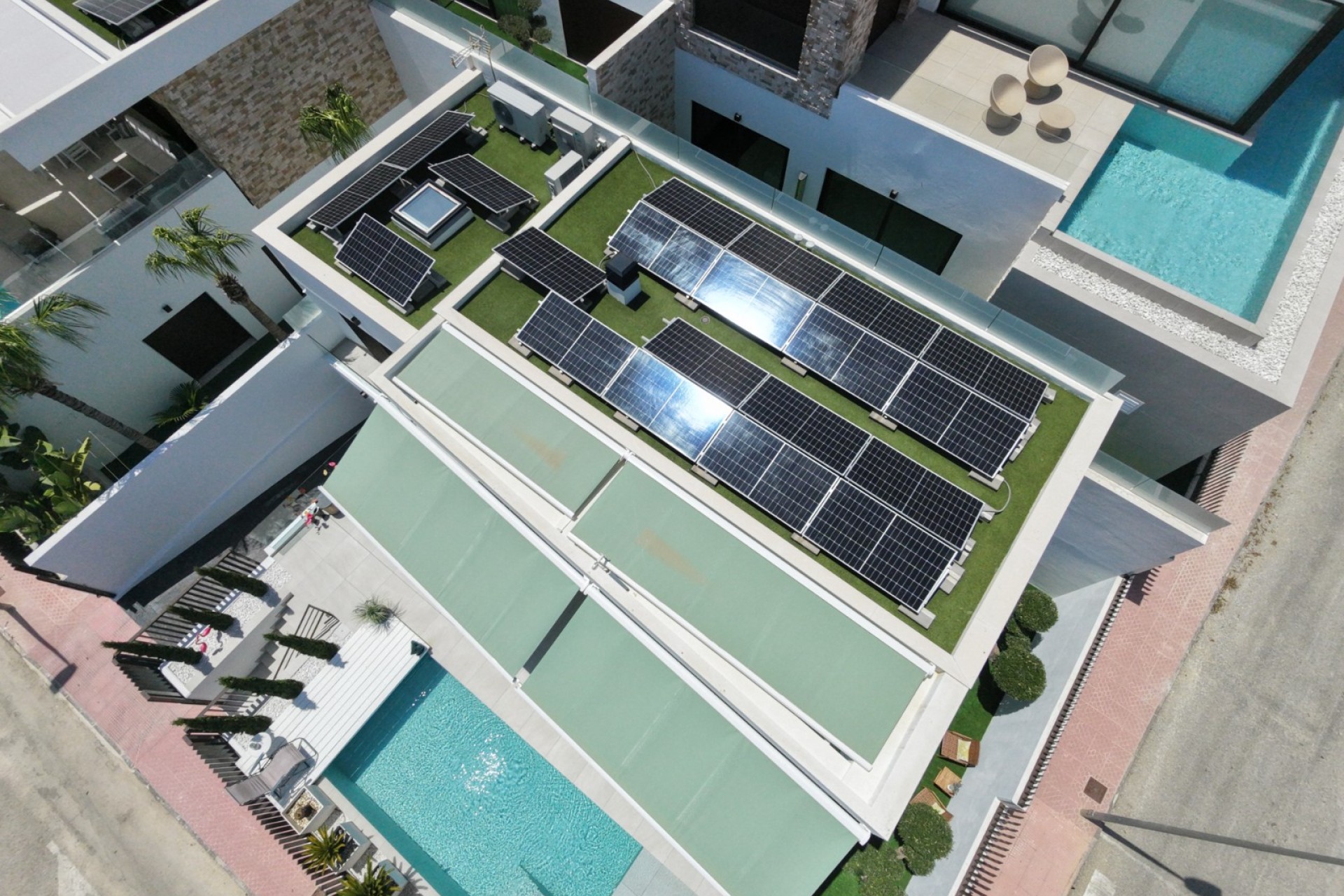 Resale - Villa -
Rojales