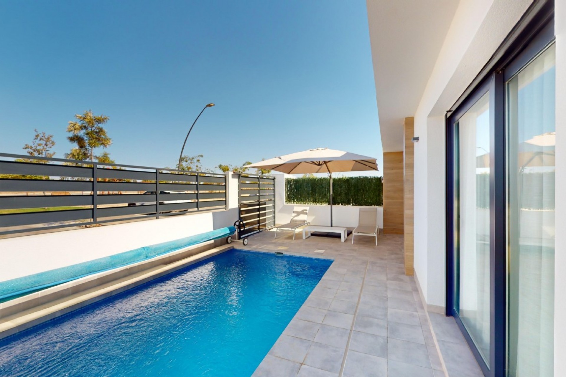 Resale - Villa -
Roldan