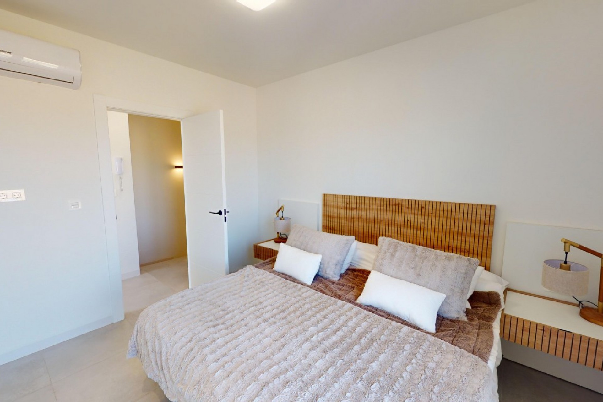 Resale - Villa -
Roldan