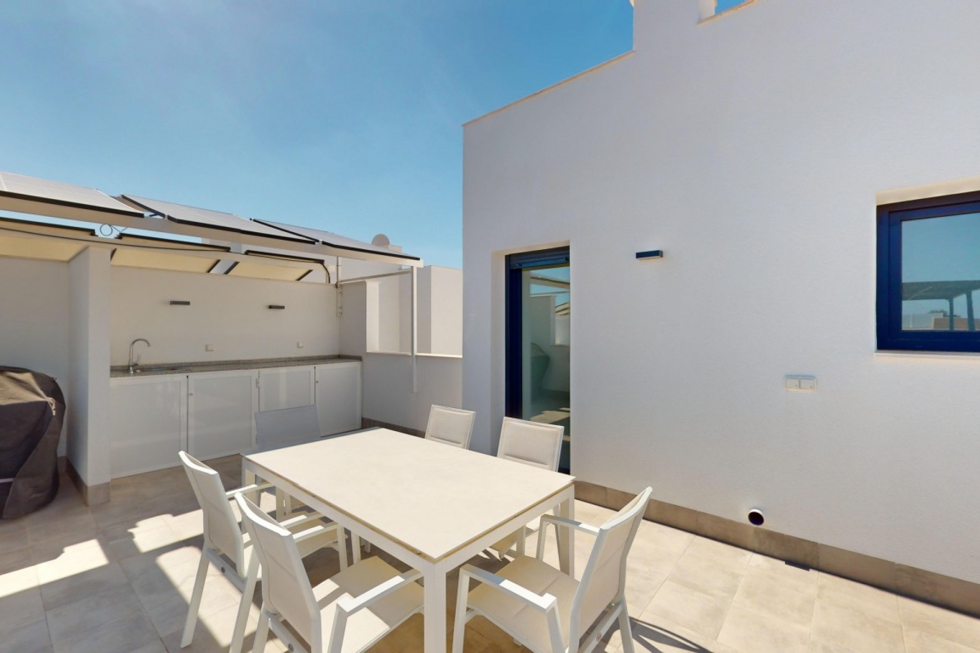 Resale - Villa -
Roldan