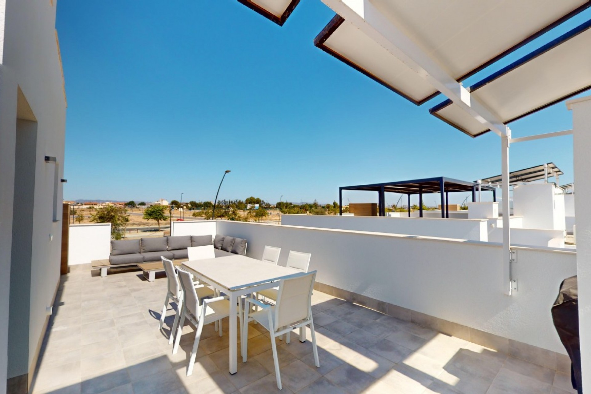 Resale - Villa -
Roldan