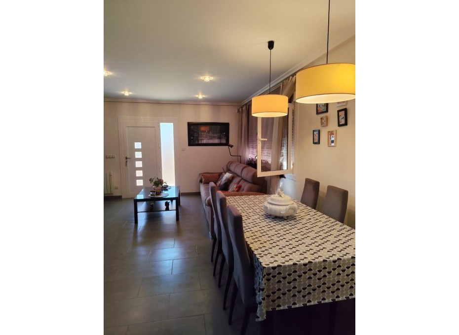 Resale - Villa -
San Fulgencio - La Marina