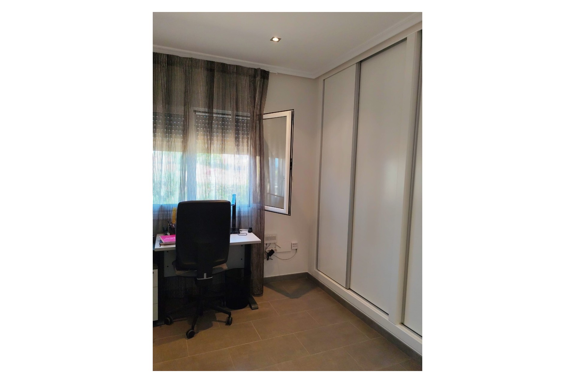 Resale - Villa -
San Fulgencio - La Marina