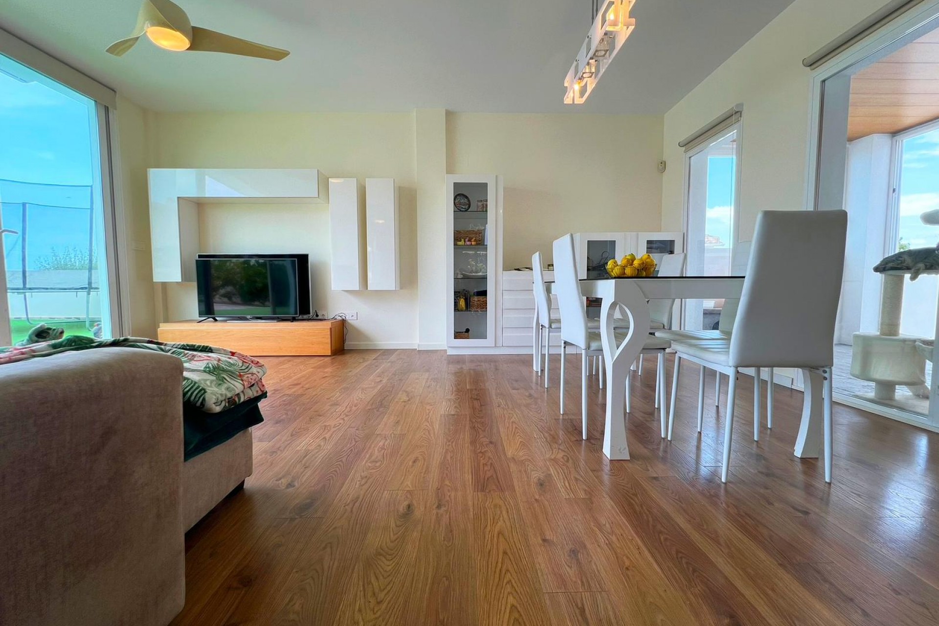 Resale - Villa -
San Fulgencio