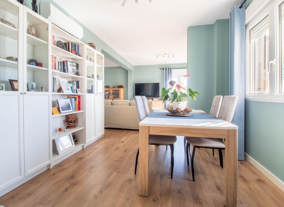 Resale - Villa -
San Miguel de Salinas - Blue Lagoon - El Galan