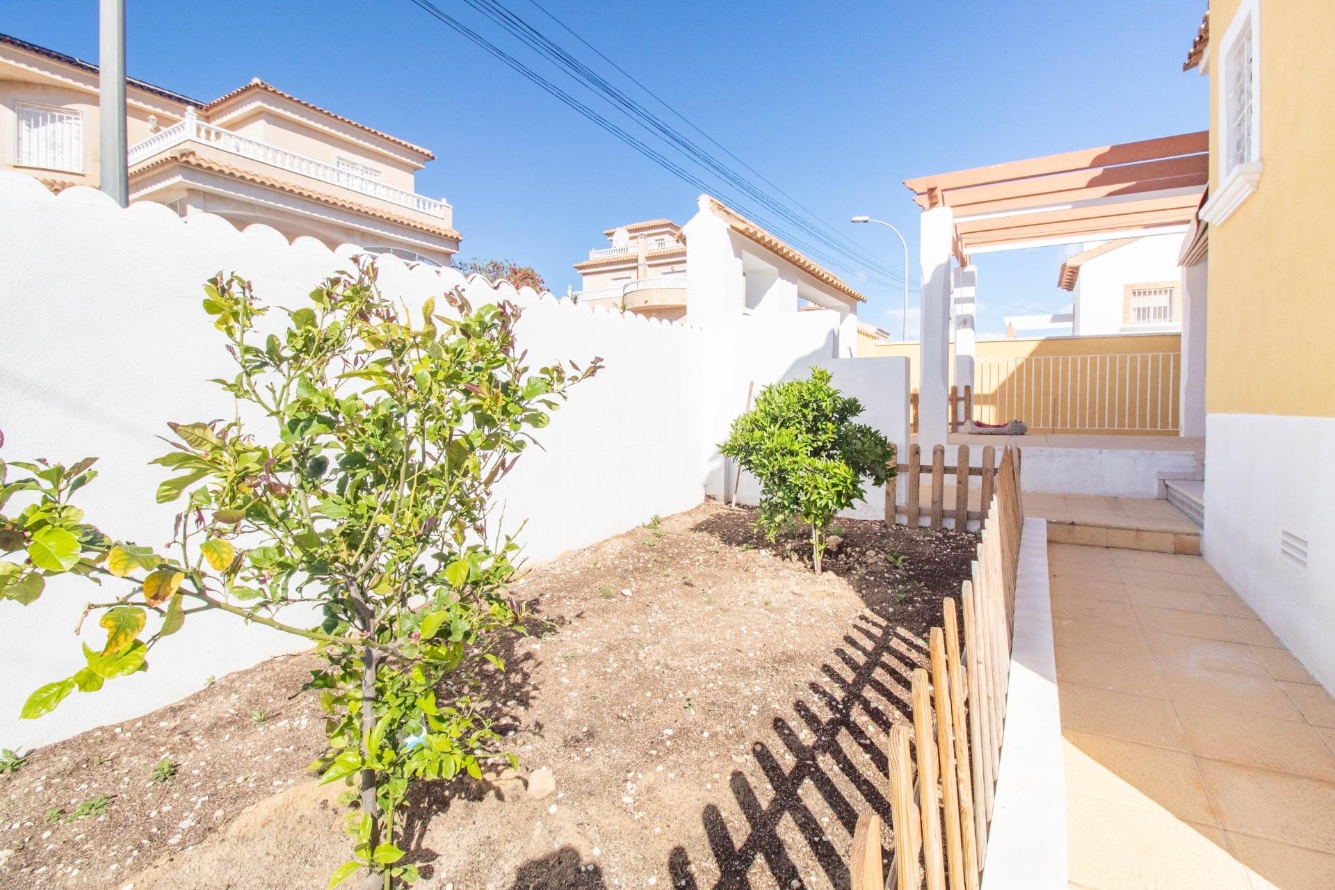 Resale - Villa -
San Miguel de Salinas - Blue Lagoon - El Galan