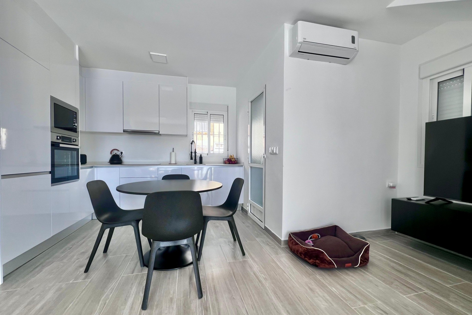 Resale - Villa -
San Miguel de Salinas - Las filipinas